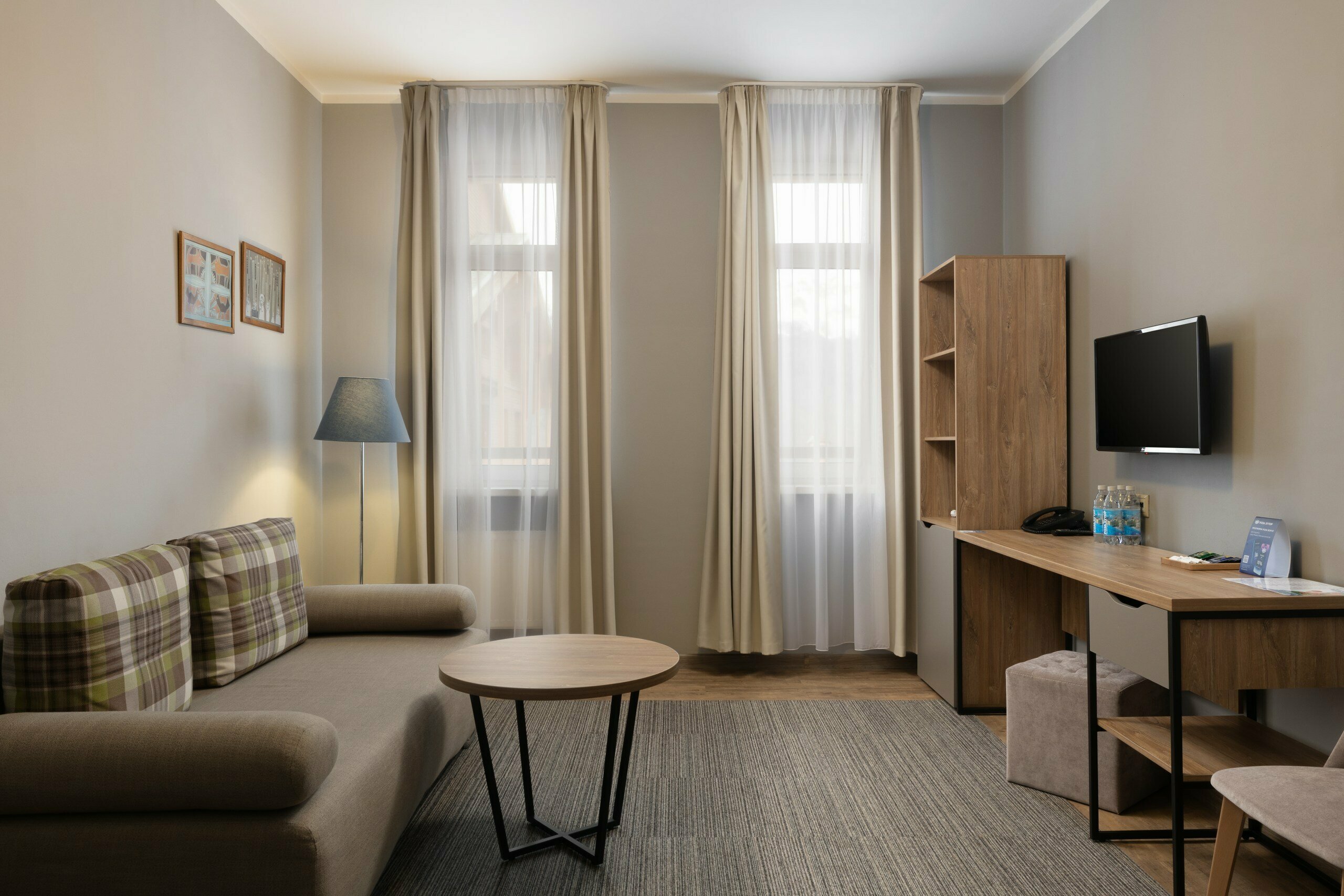 4-комнатный семейный номер с балконом и видом на горы