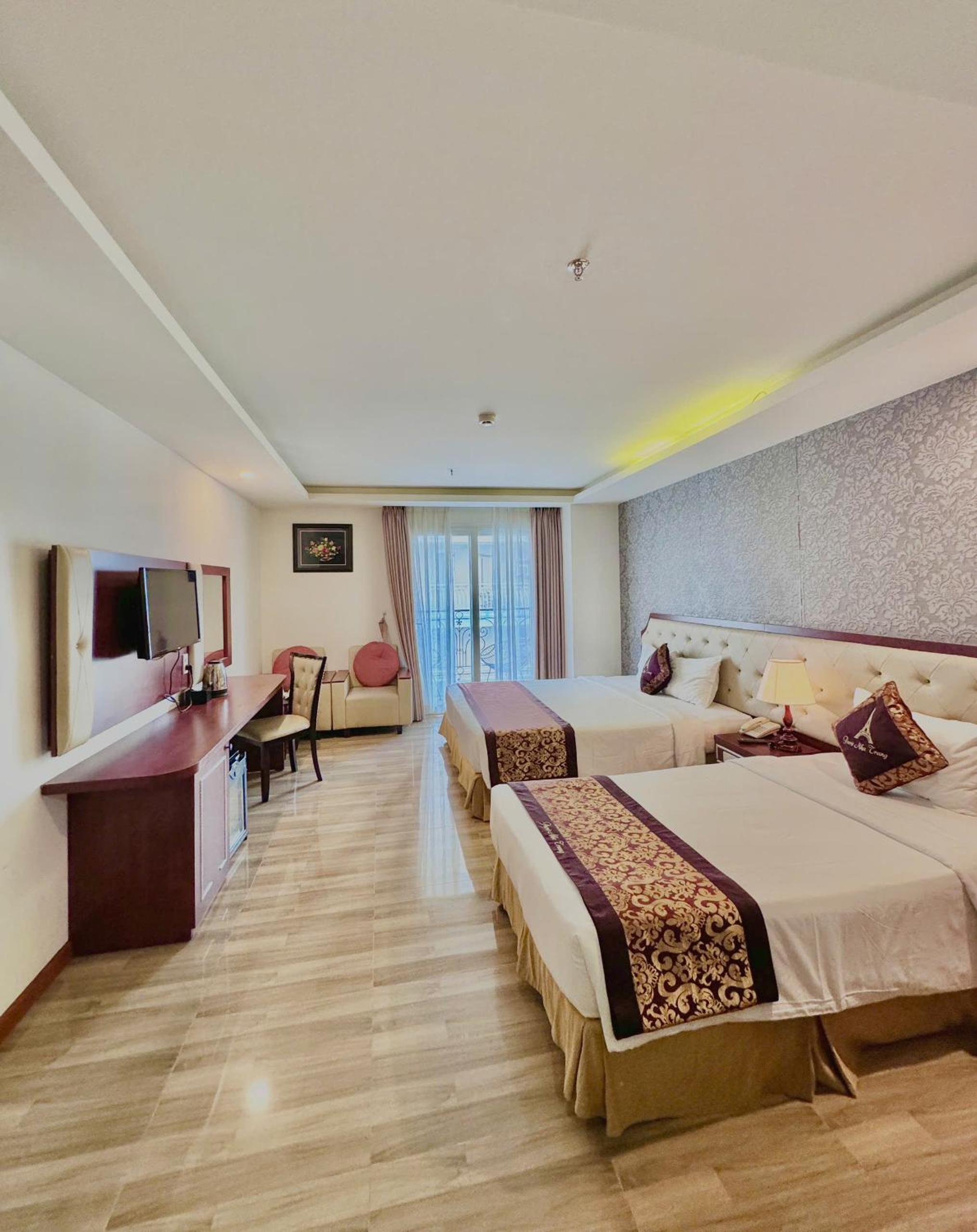 Triple Room with Balcony