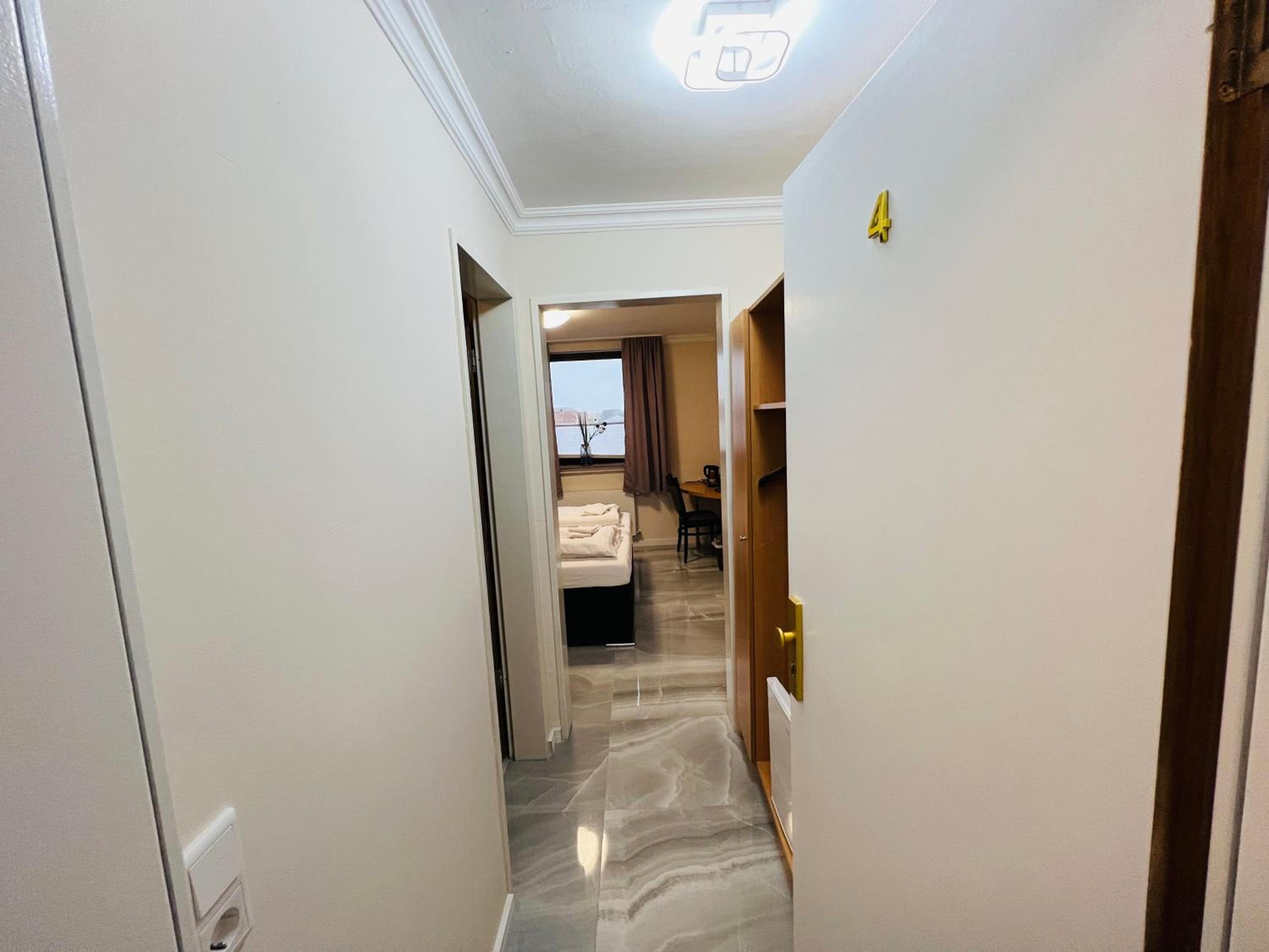 Single Room with Shower