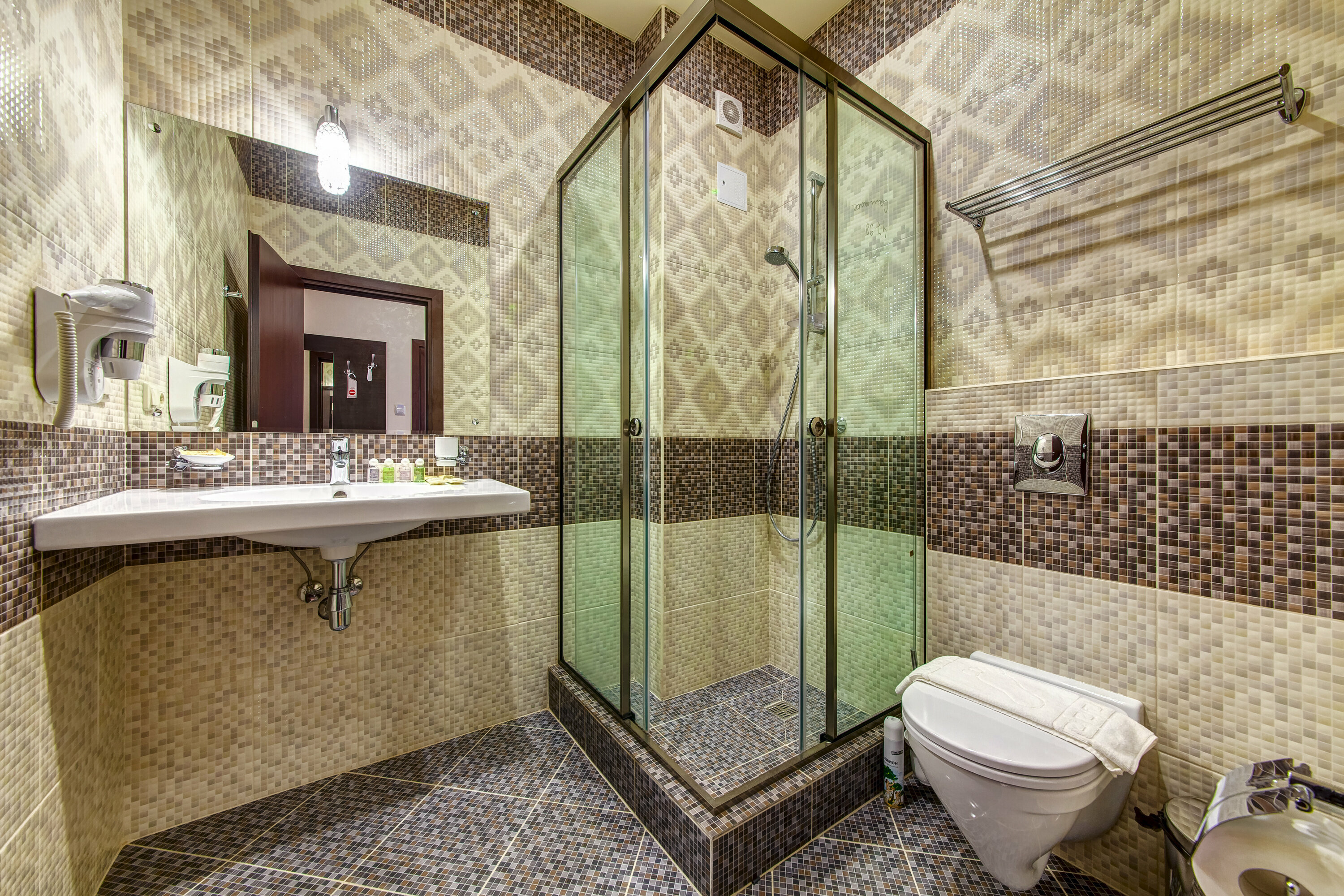 Люкс 2-комнатный с балконом