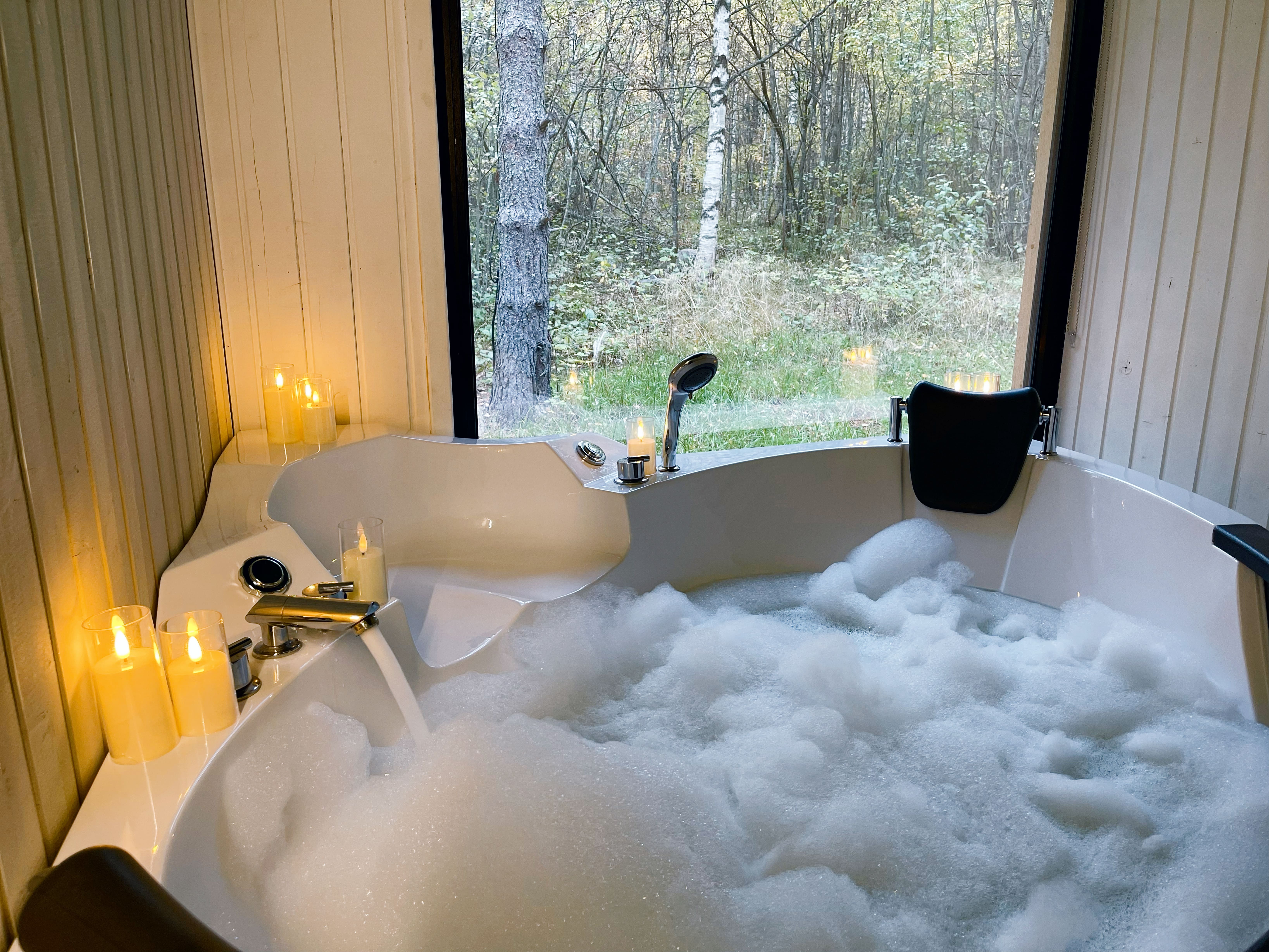 Номер с джакузи «Могучая ель»