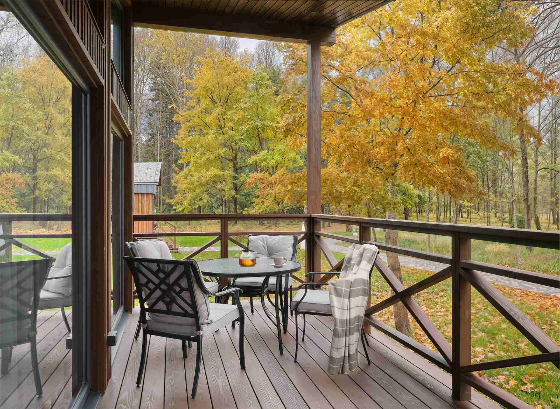 Коттедж с видом на лес