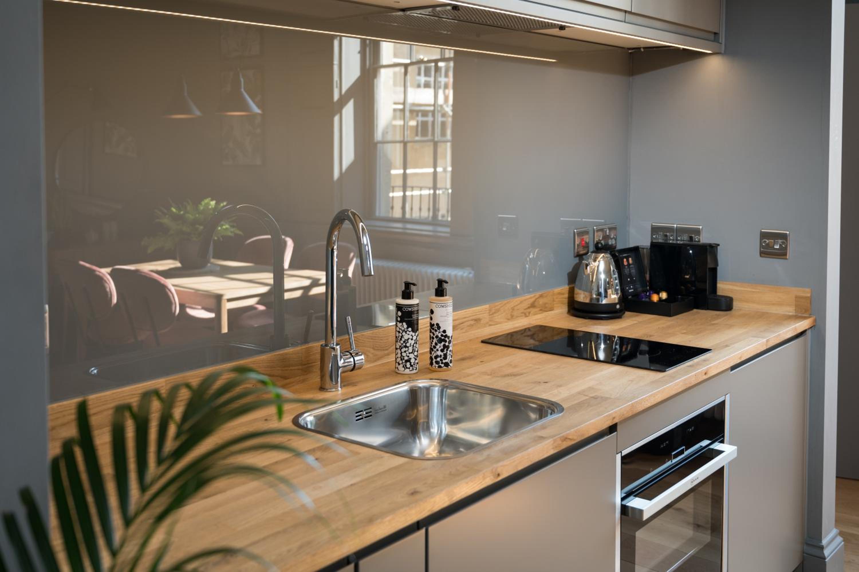 Deluxe Mezzanine Apartment