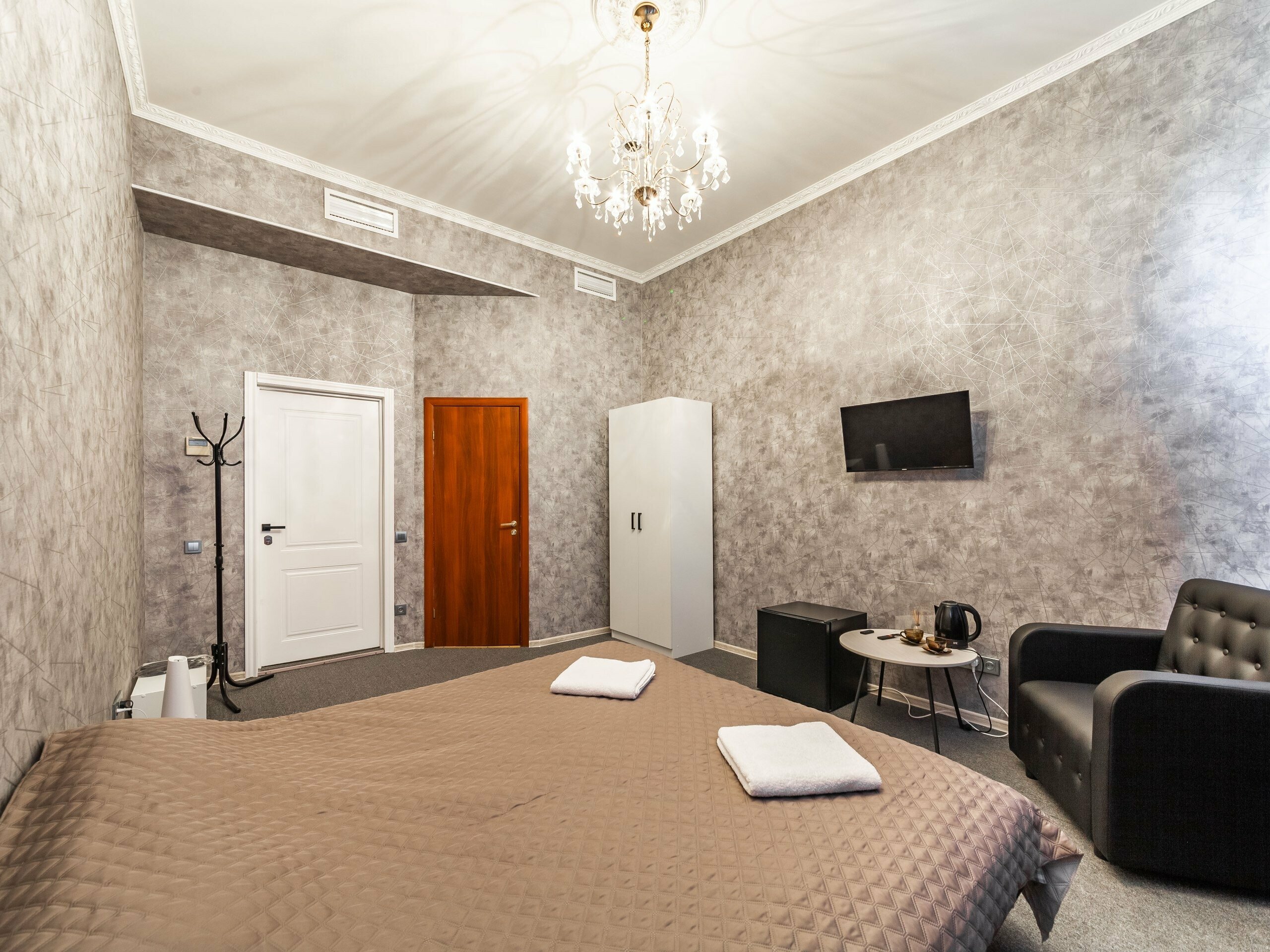 Улучшенный двухместный номер с 1 кроватью