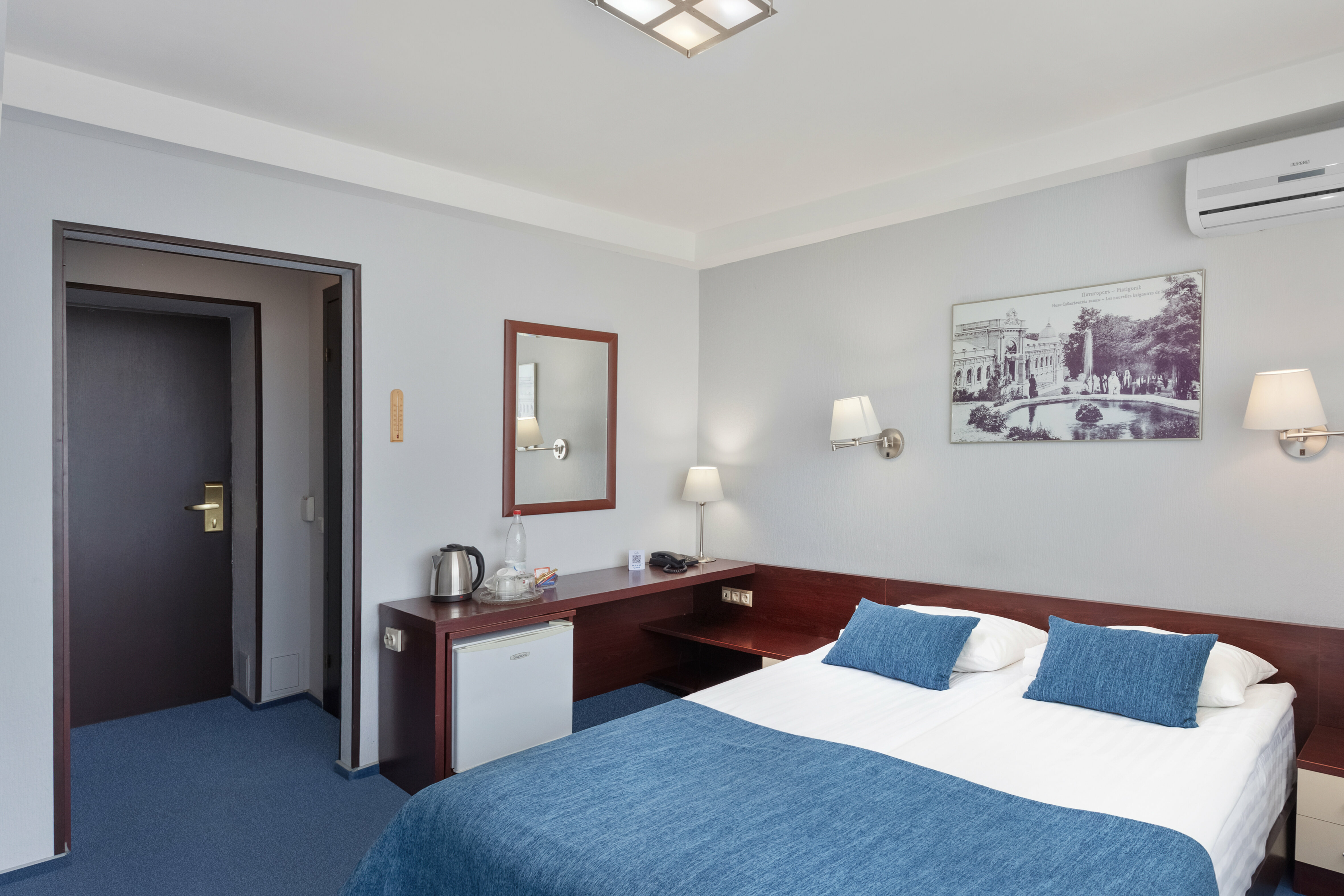 Улучшенный двухместный номер с 1 кроватью