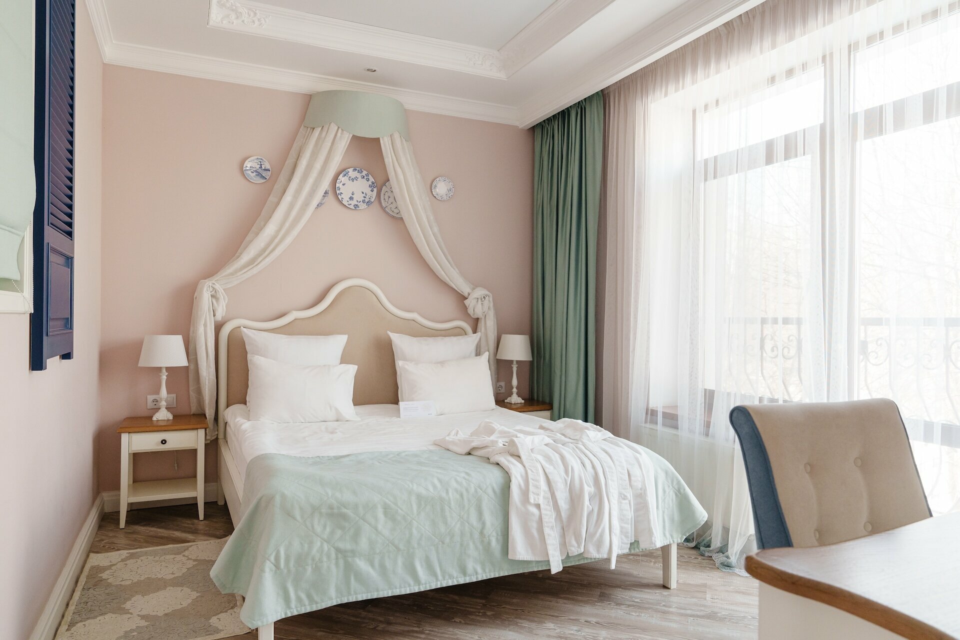 Люкс с балконом