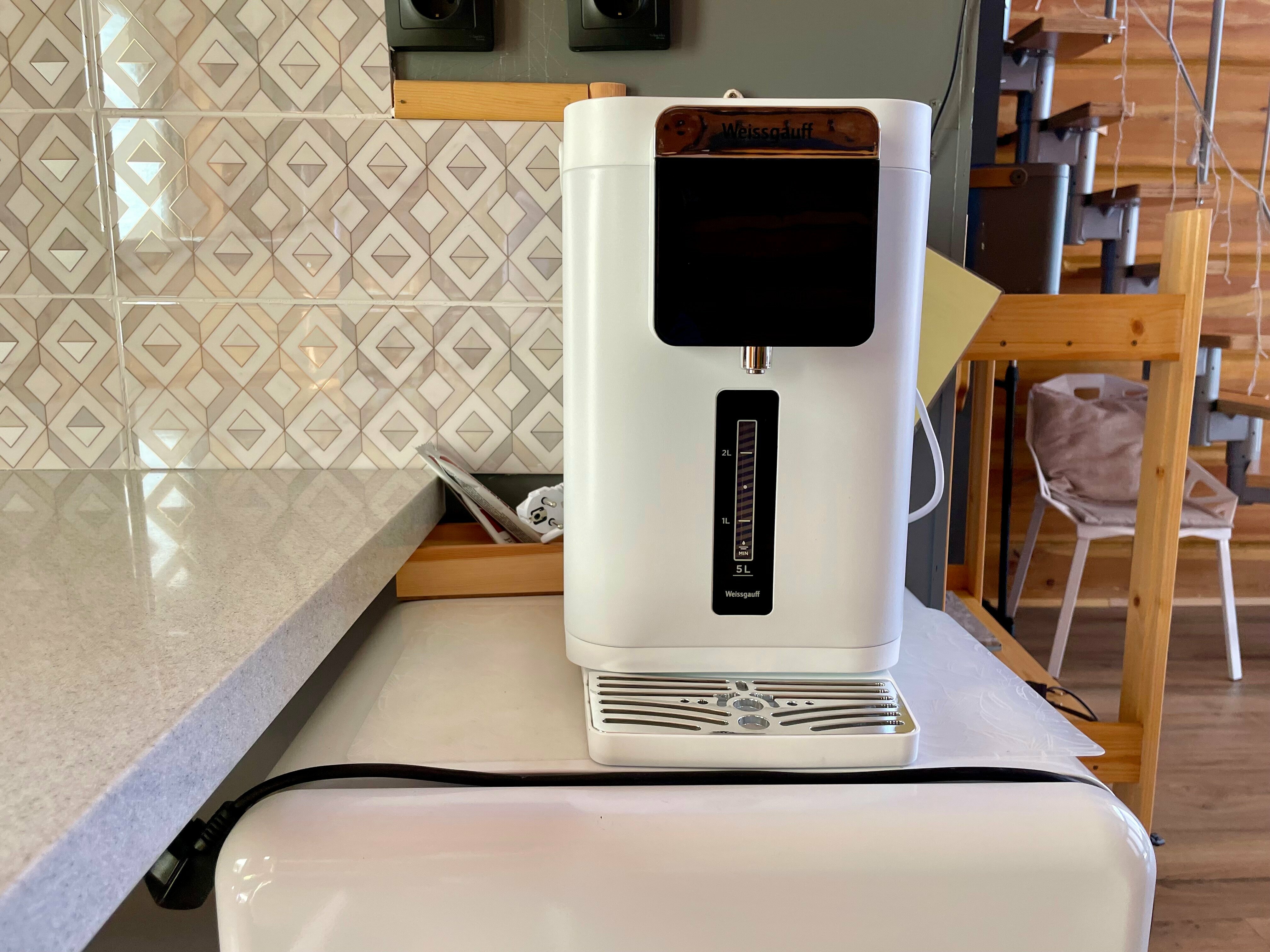 Четырехместный номер с видом на озеро