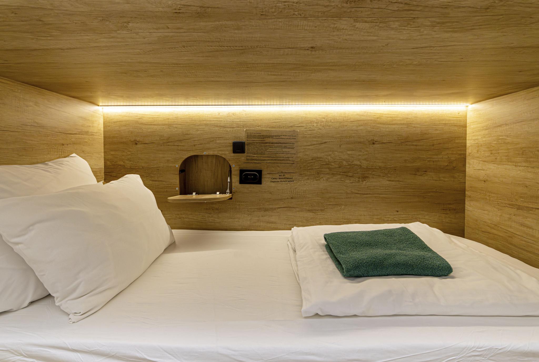 Нижний слип-бокс в 6-местном женском номере