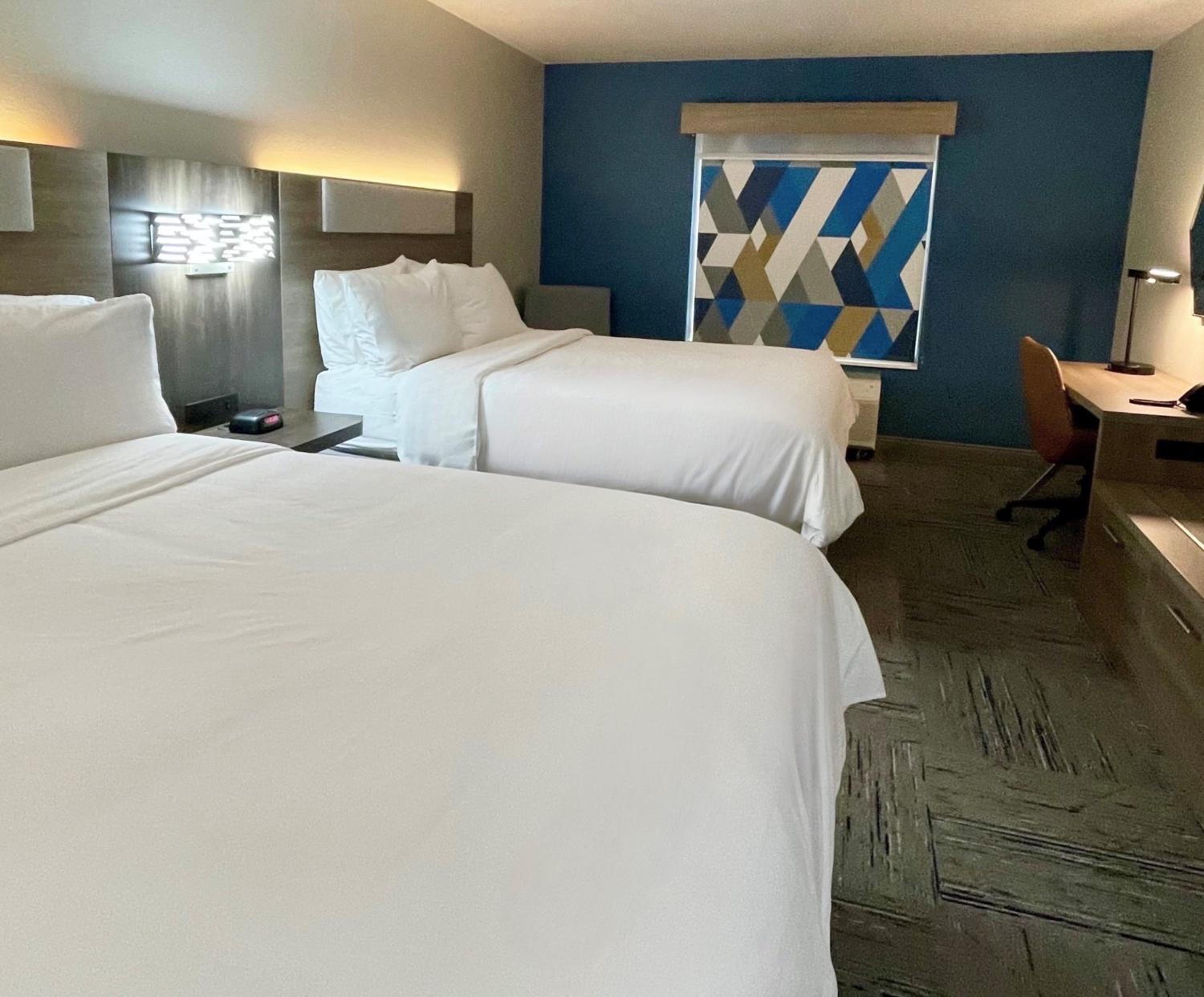 Standard Room with Two Queen Beds