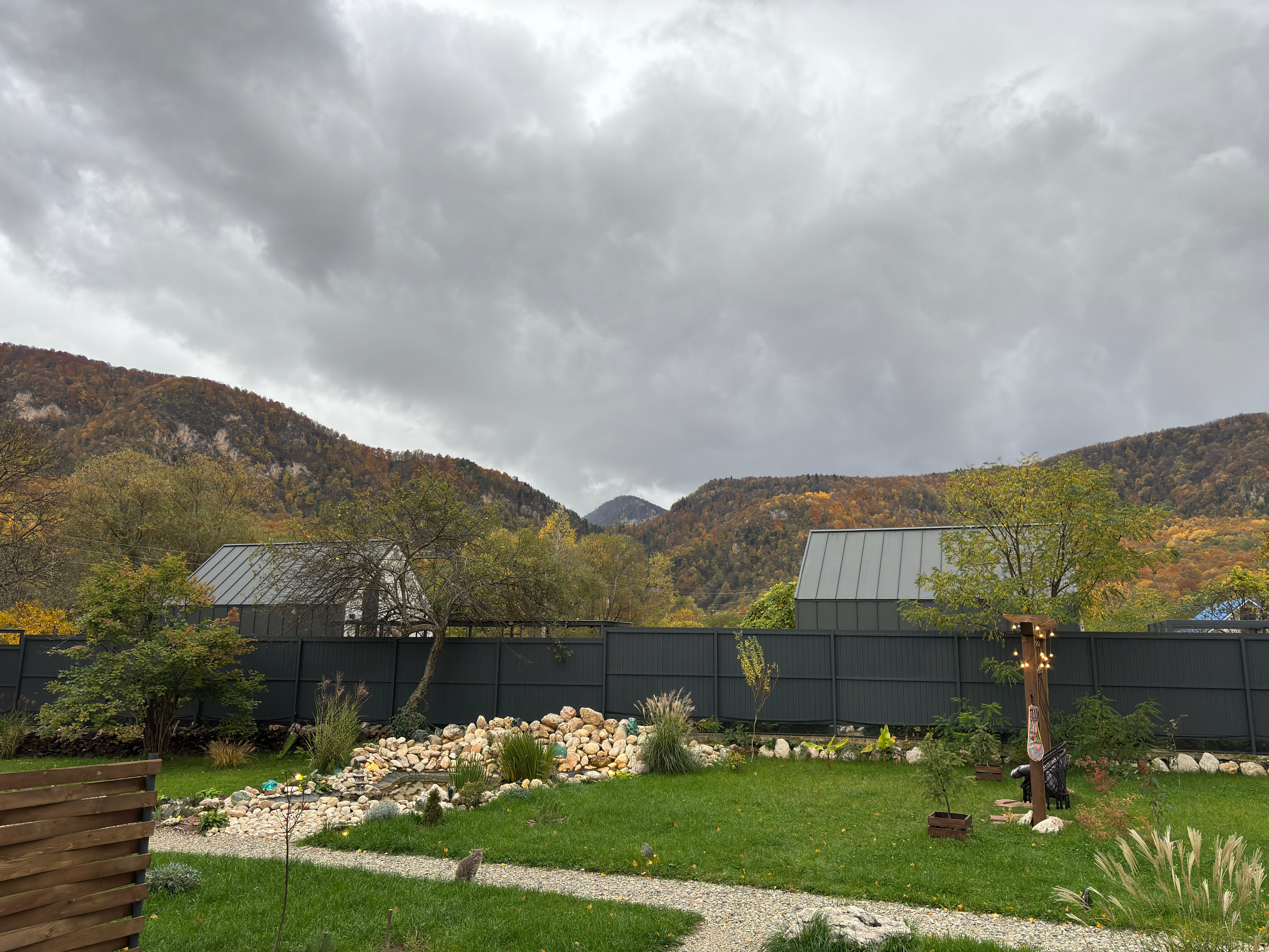 Четырехместный номер с видом на горы