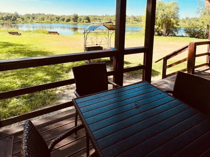 Коттедж с видом на озеро