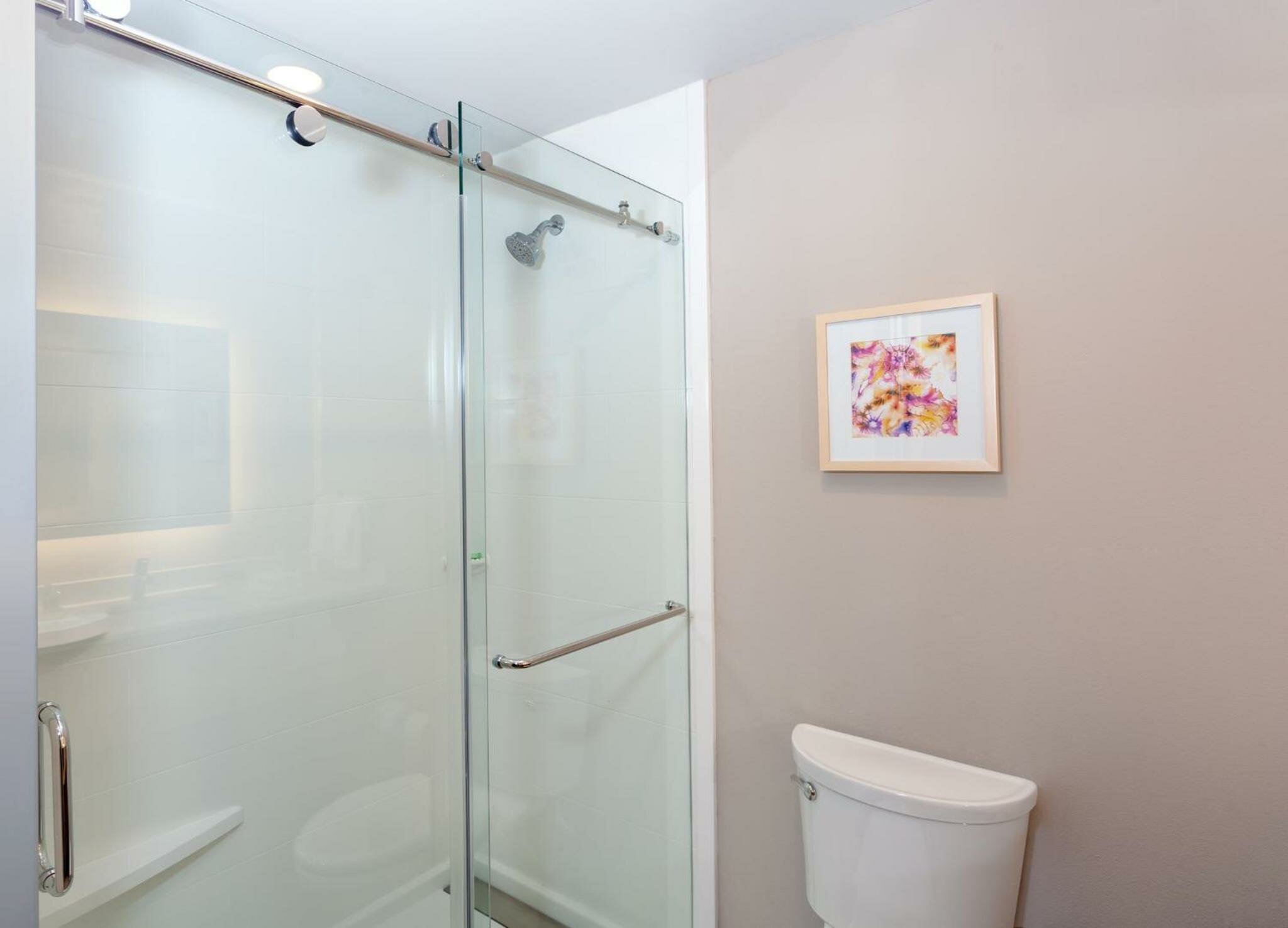 Executive King Room with Sofa Bed- Non-Smoking