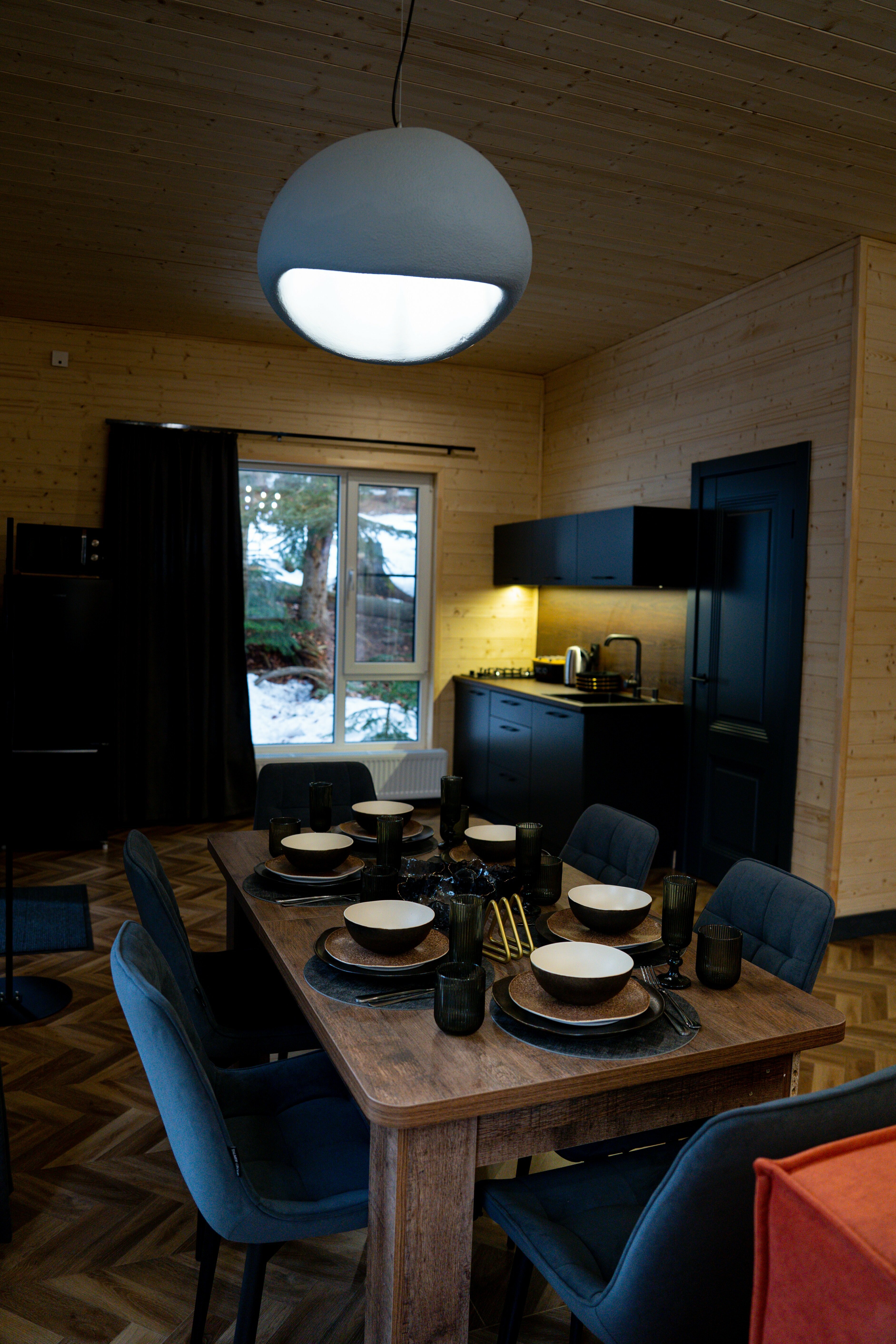 Шестиместный люкс с беседкой и мангальной зоной