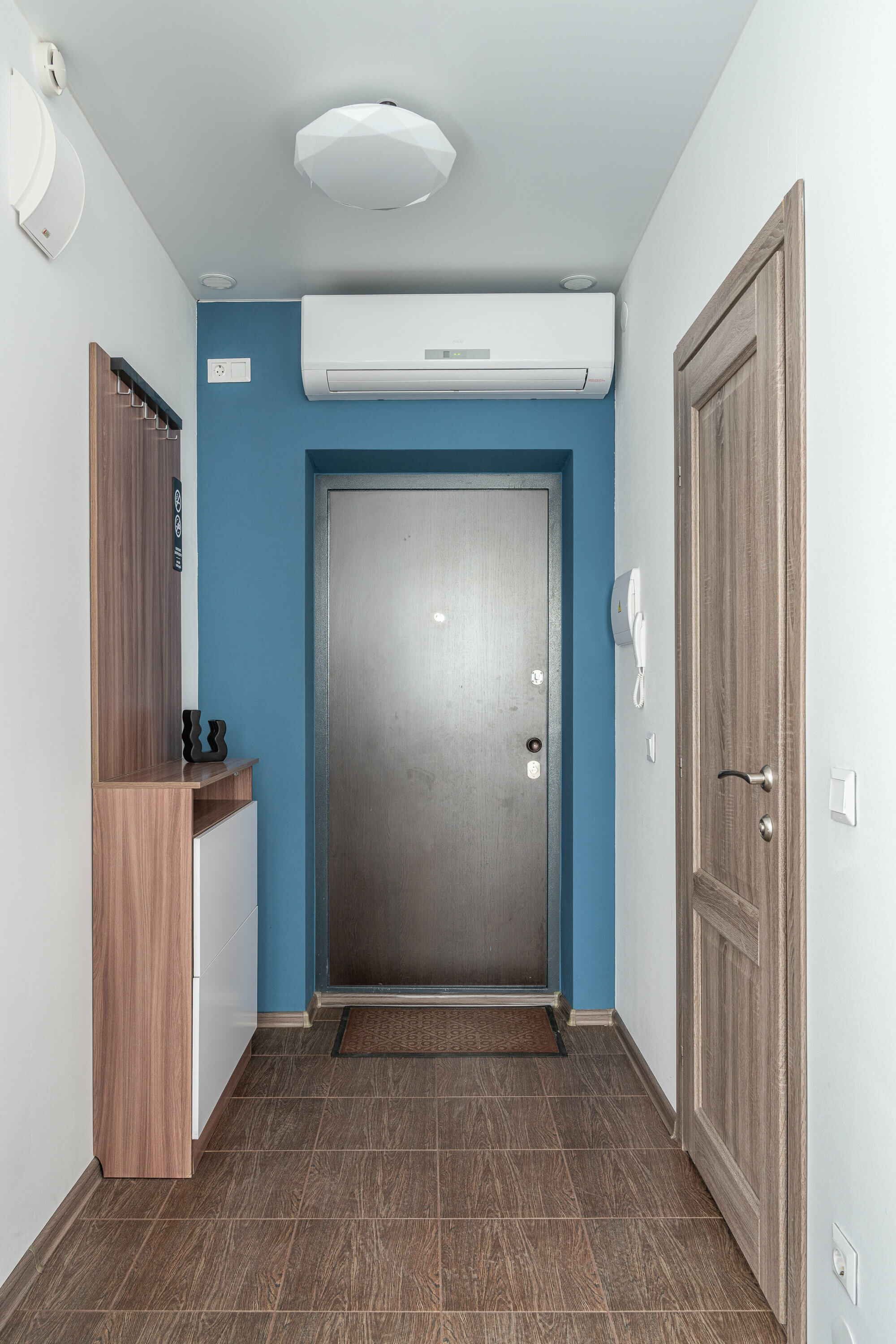 7. Номер с видом на центр города (17)