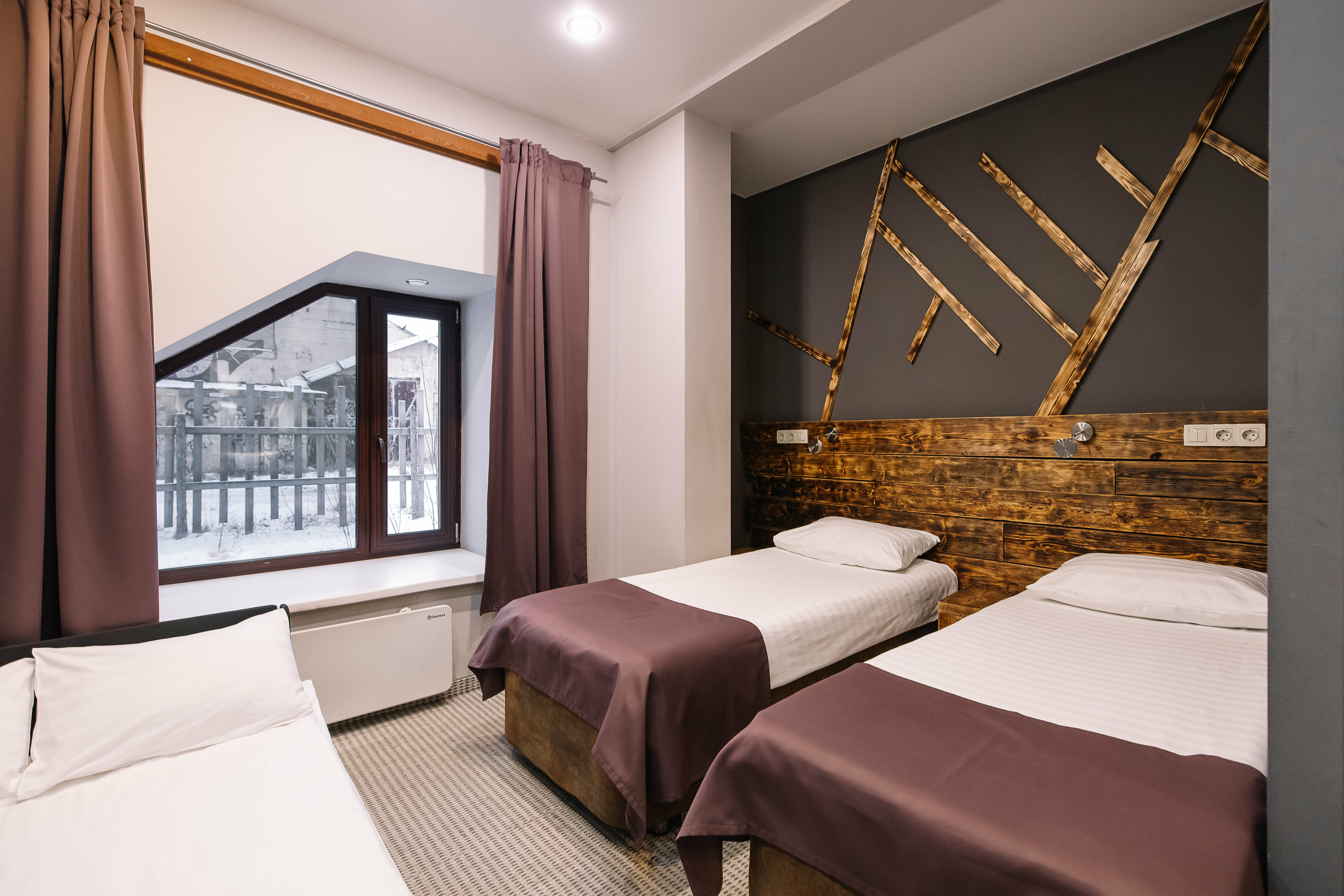 Улучшенный двухместный номер с 2 отдельными кроватями