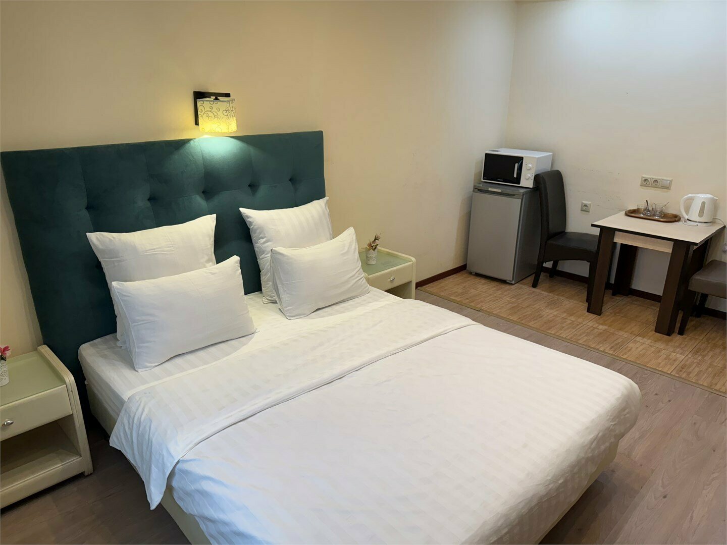 Улучшенный номер с кроватью размера «king-size»