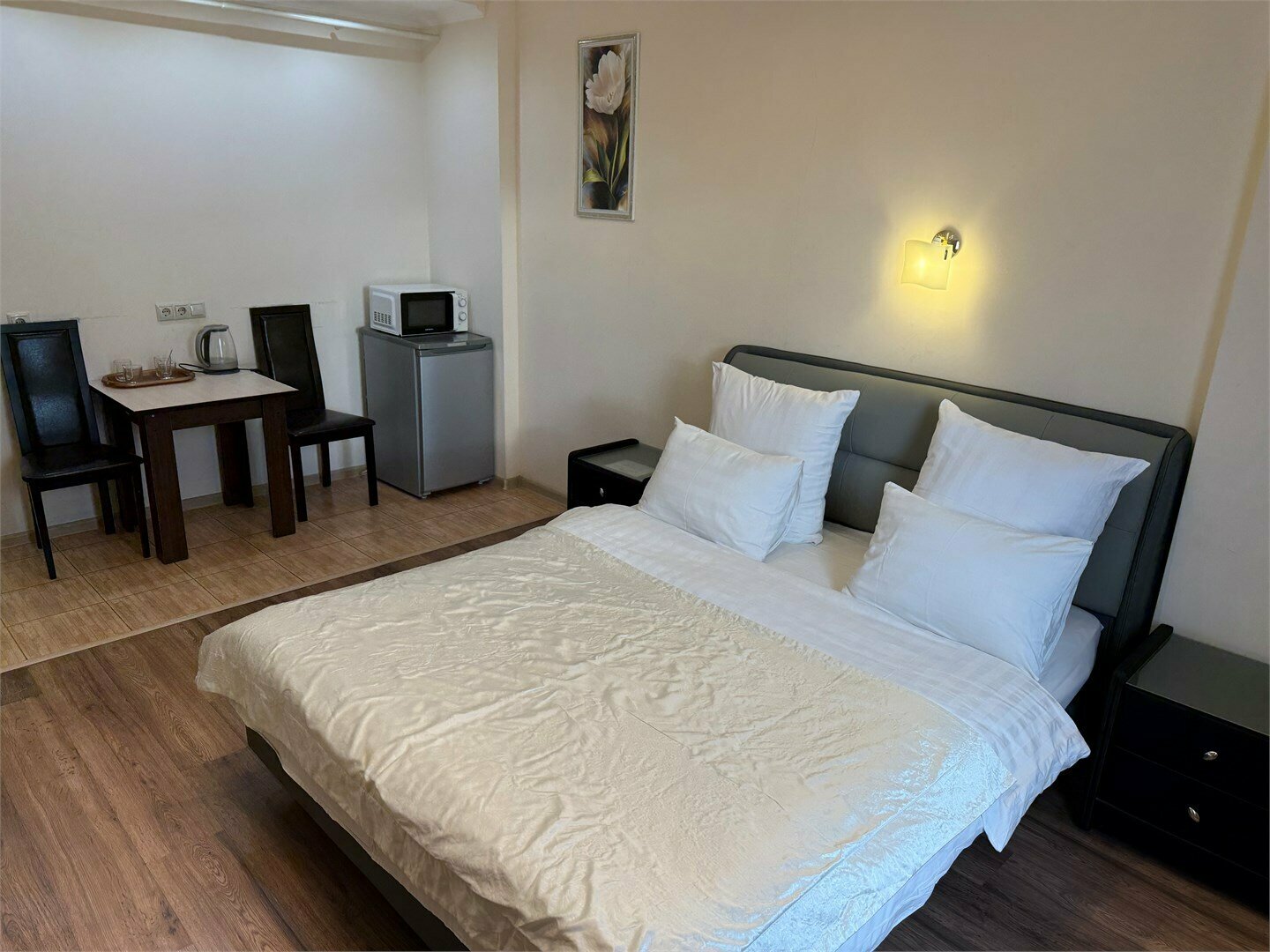 Улучшенный номер с кроватью размера «king-size»