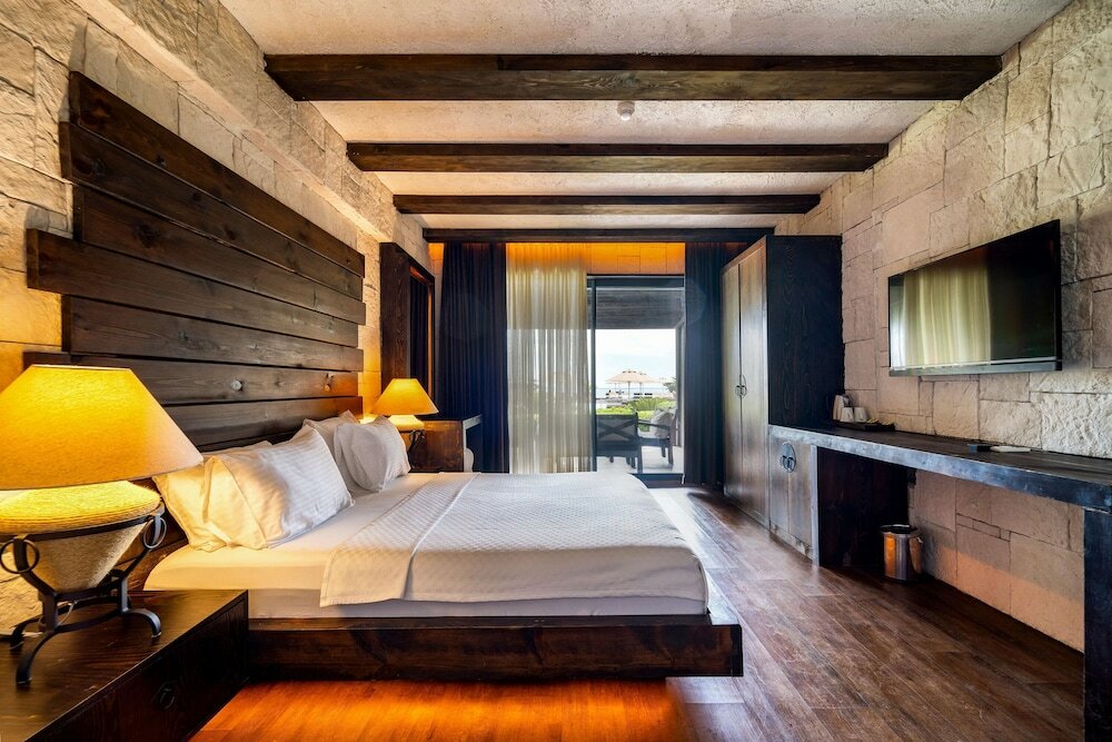 Deluxe Triple Room, Terrace (Pool and Sea View)