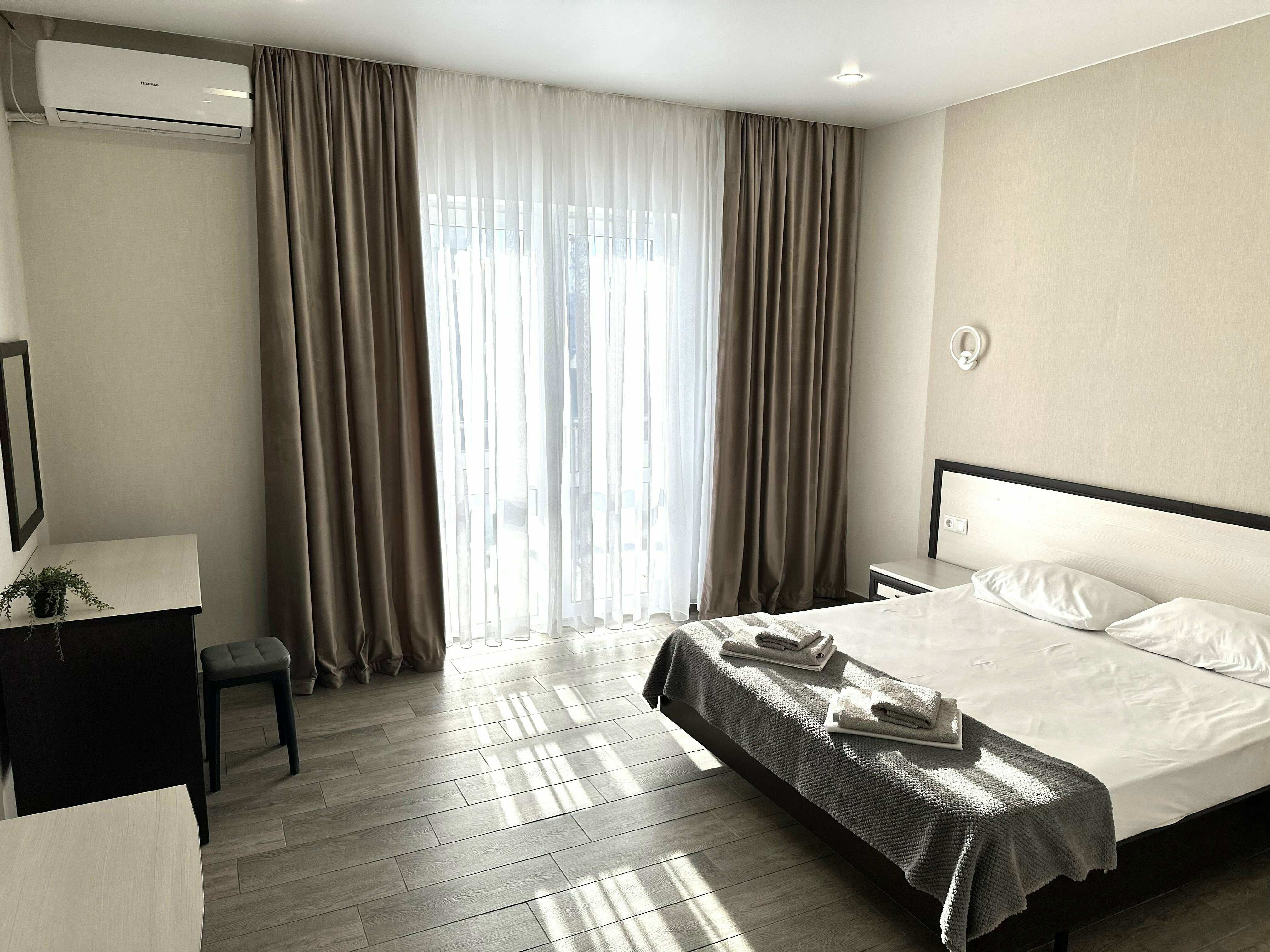 Большой двухместный номер с 1 кроватью