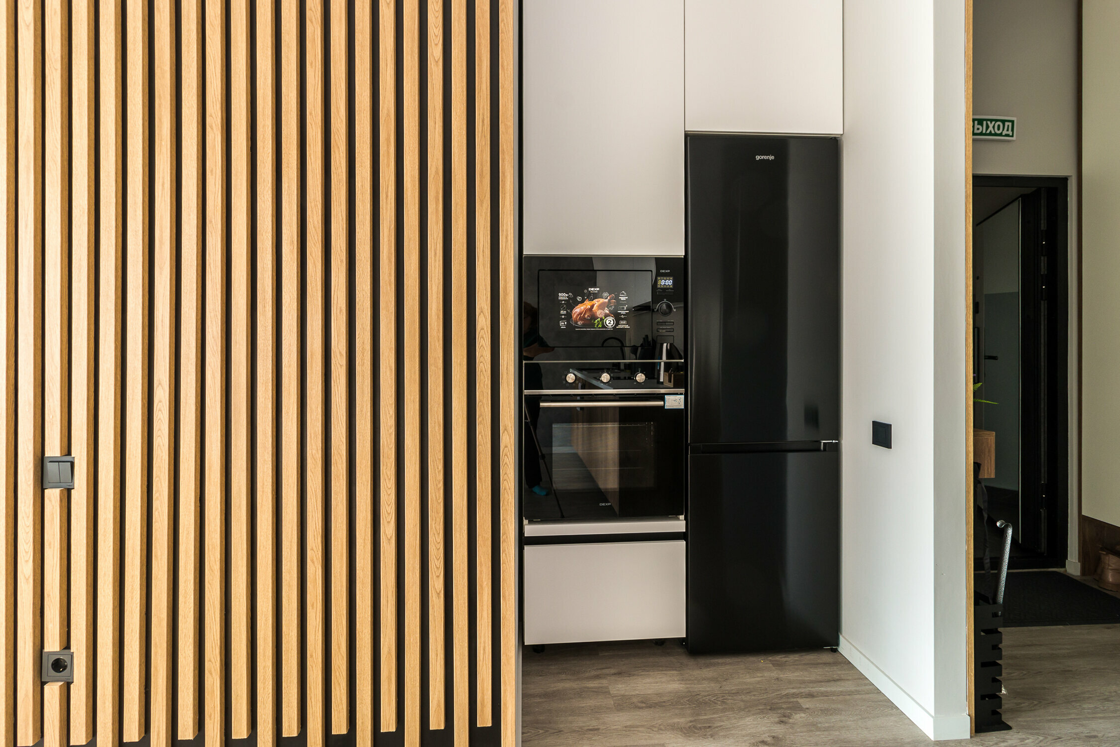 Люкс с кроватью размера «king-size» и балконом