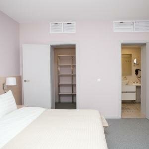 Апартаменты корпус Белый дом (вид на лес)