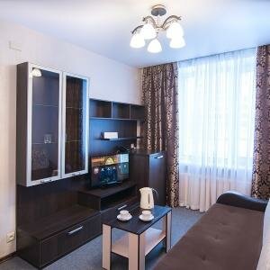 ДЖУНИОР СЮИТ