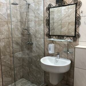 Номер первой категории "Стандарт" с 2 отдельными кроватями "Мансарда"