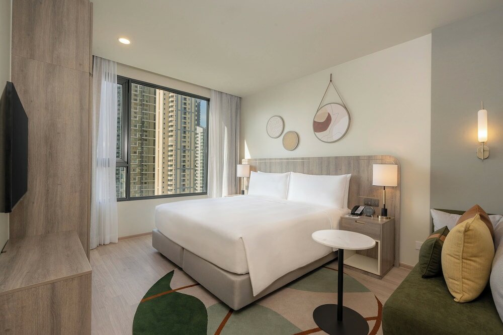 Studio Suite, 1 King Bed, Kitchen