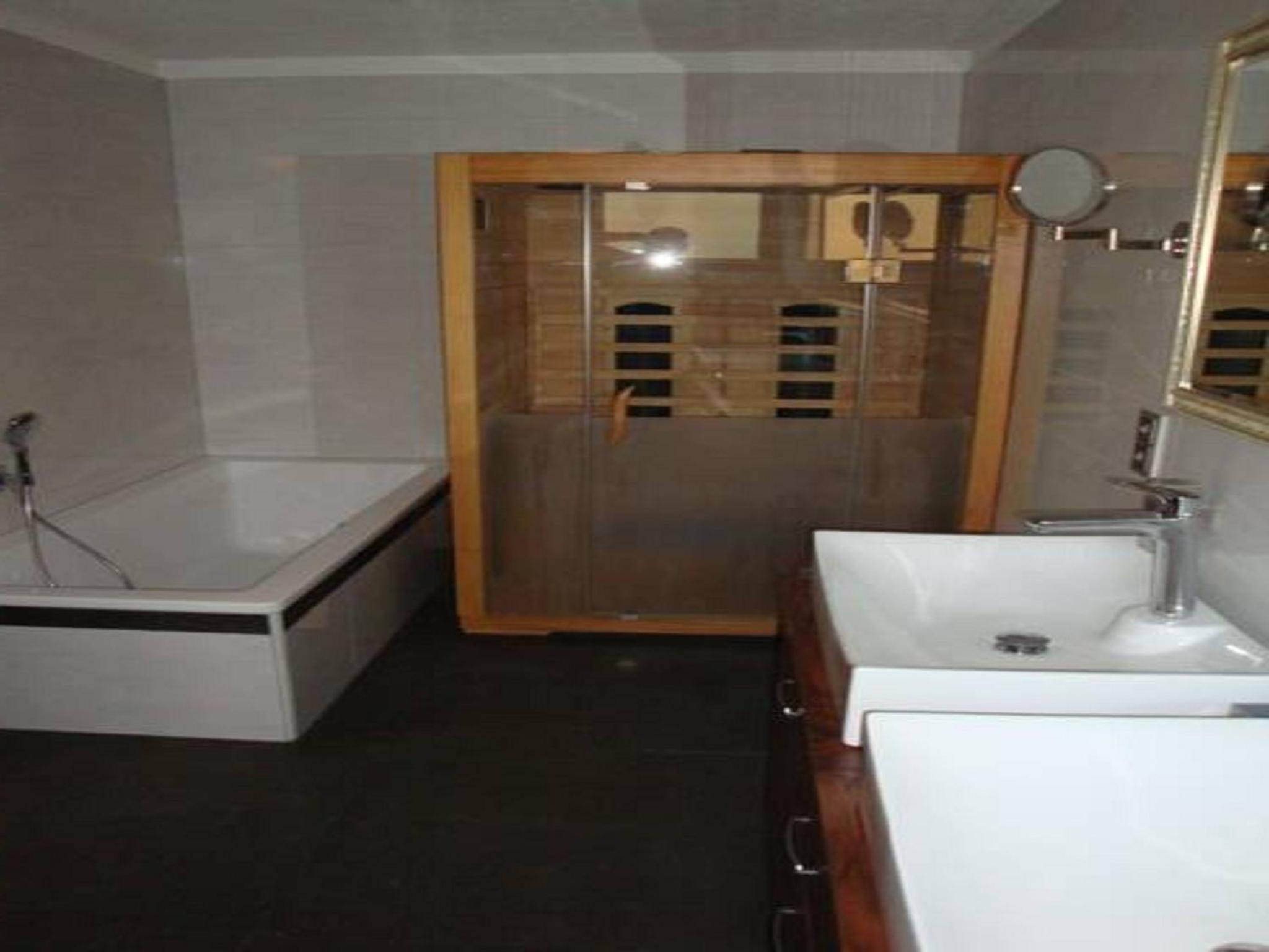 Suite with Sauna