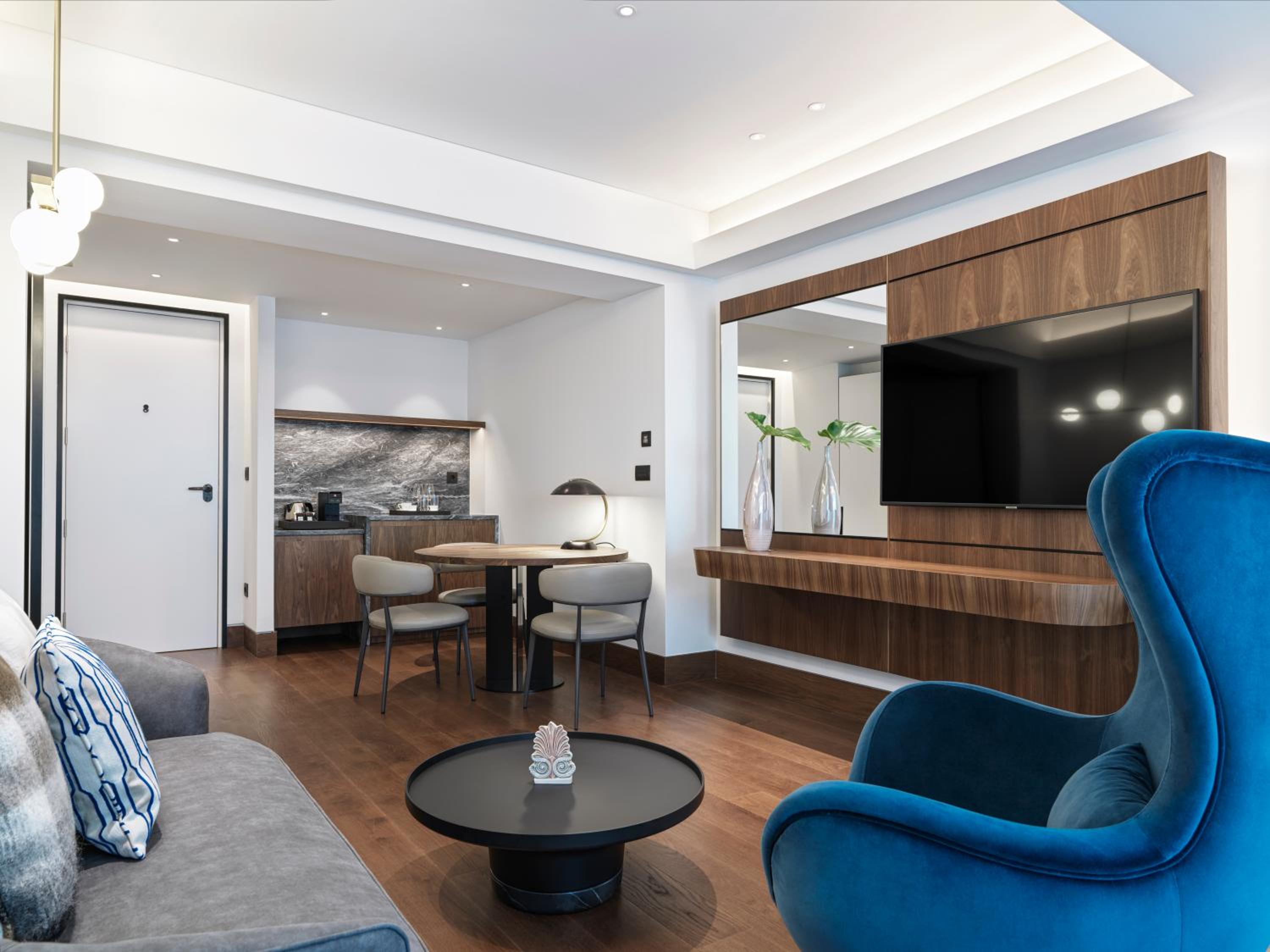 Executive King Suite