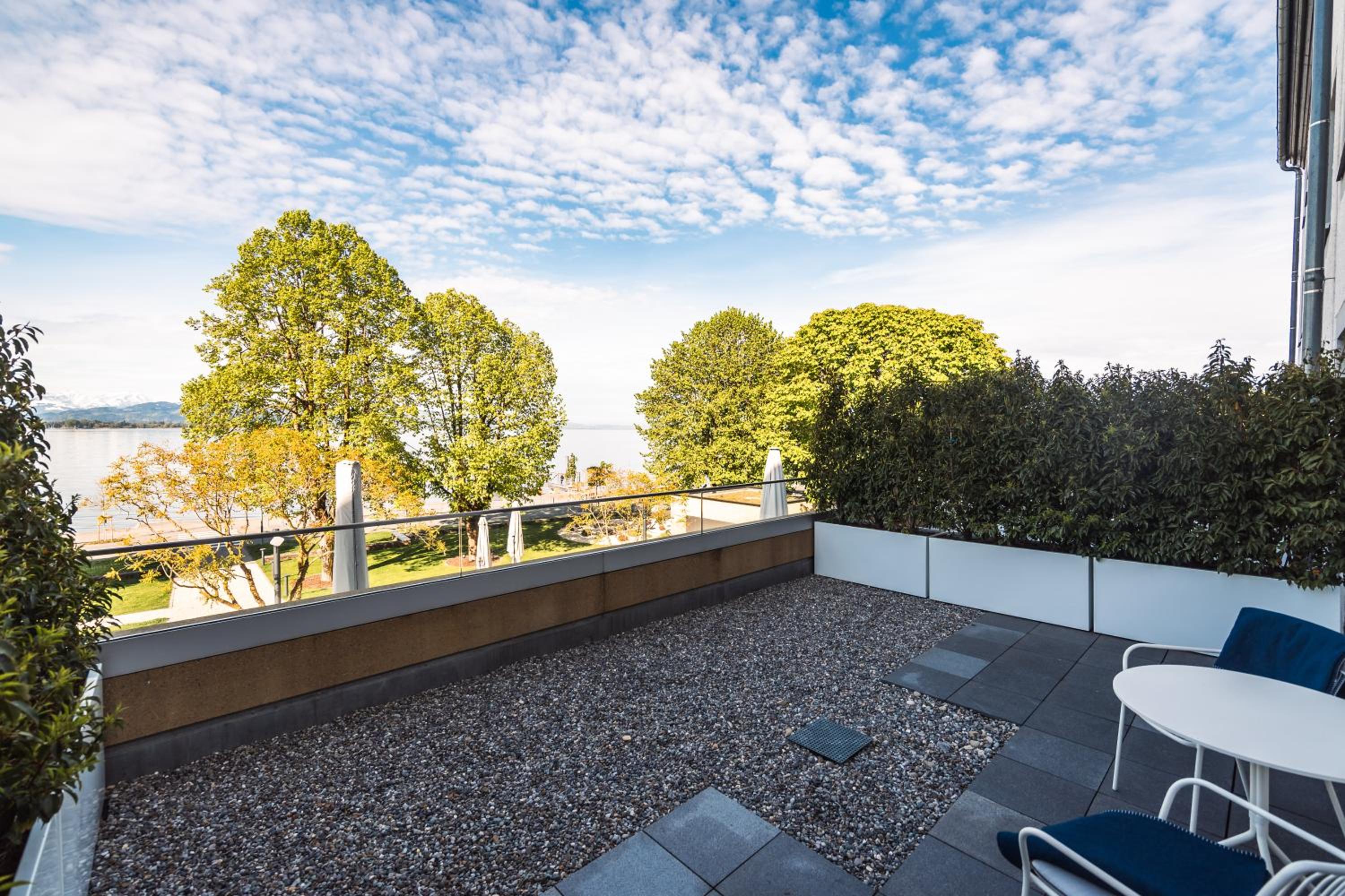 Junior Suite with Lake View and Balcony