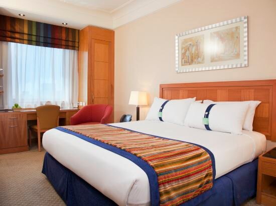 Standard King Room Smoking