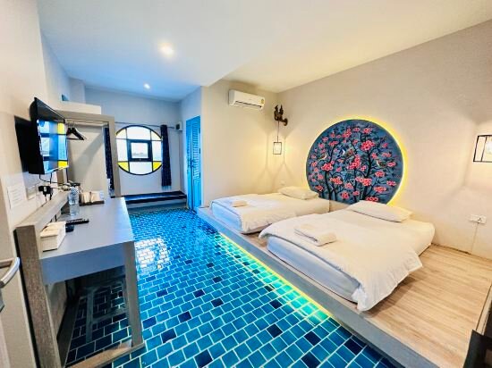 Standard Twin Bed with Private Bathroom