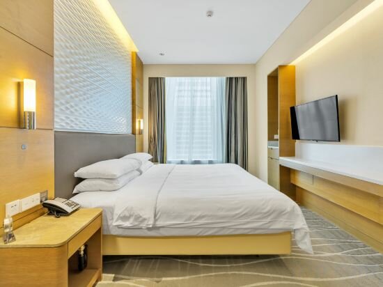 Superior City View Room