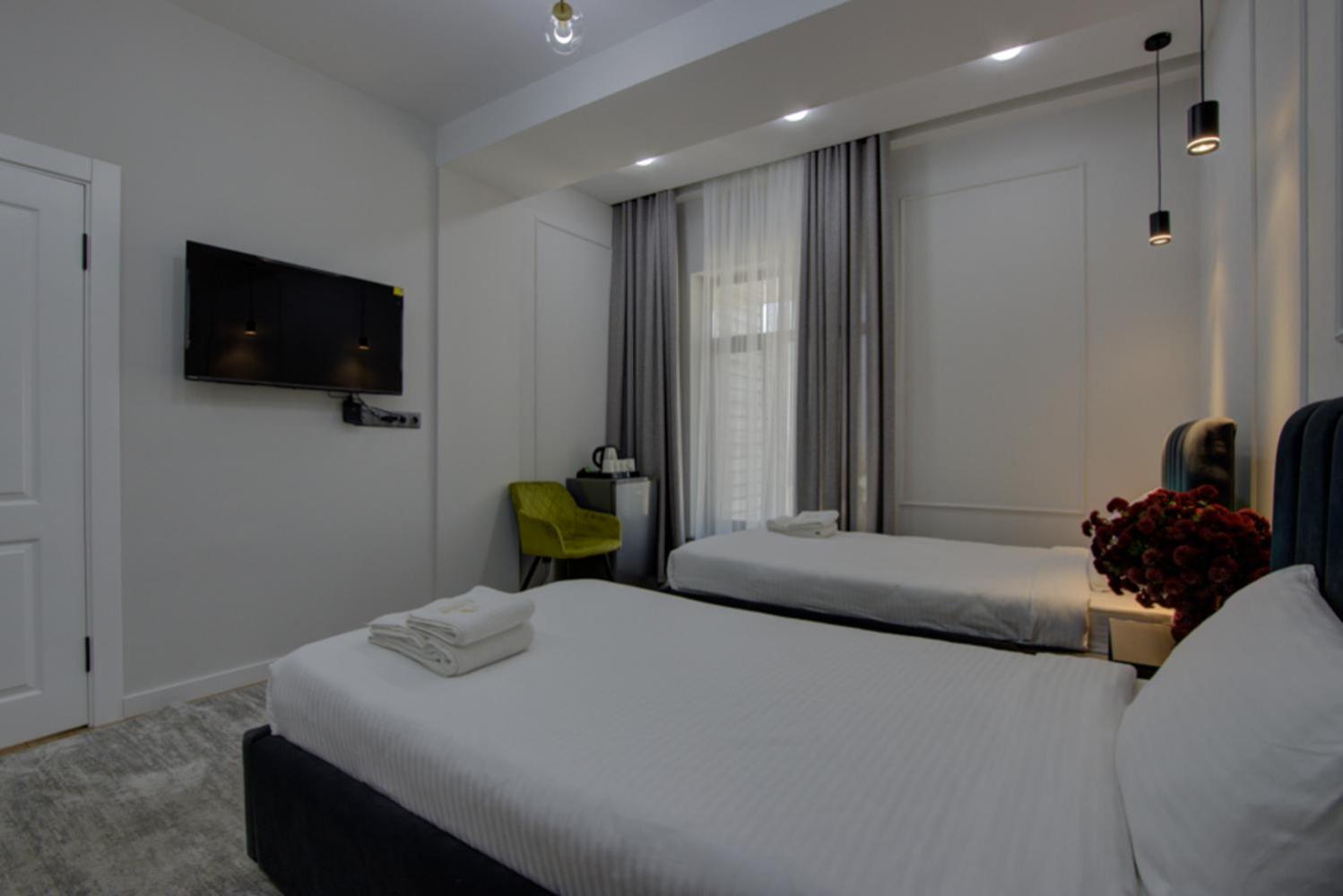 Family Room with Mountain View