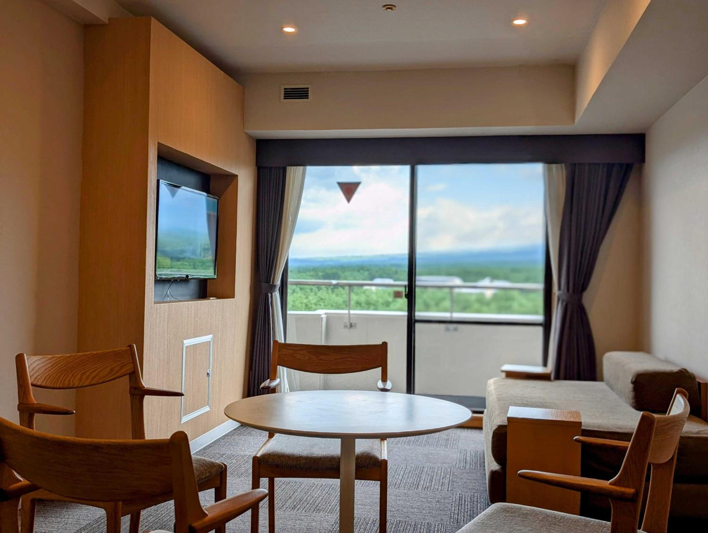 Deluxe Quadruple Room (7F.10F) with Mt.Fuji View - Non-Smoking - Upper Floor 