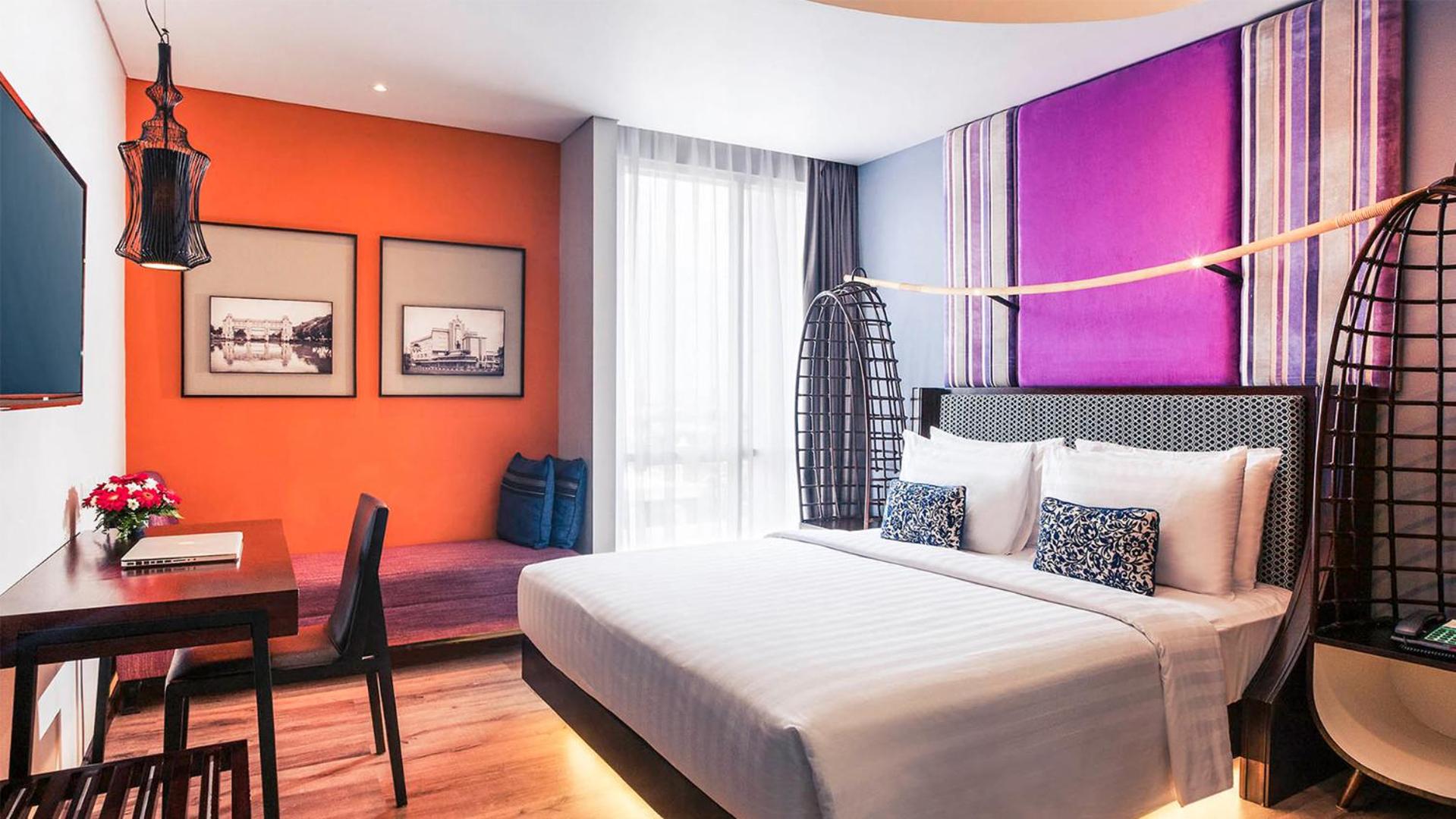 Classic Superior King Room with City View