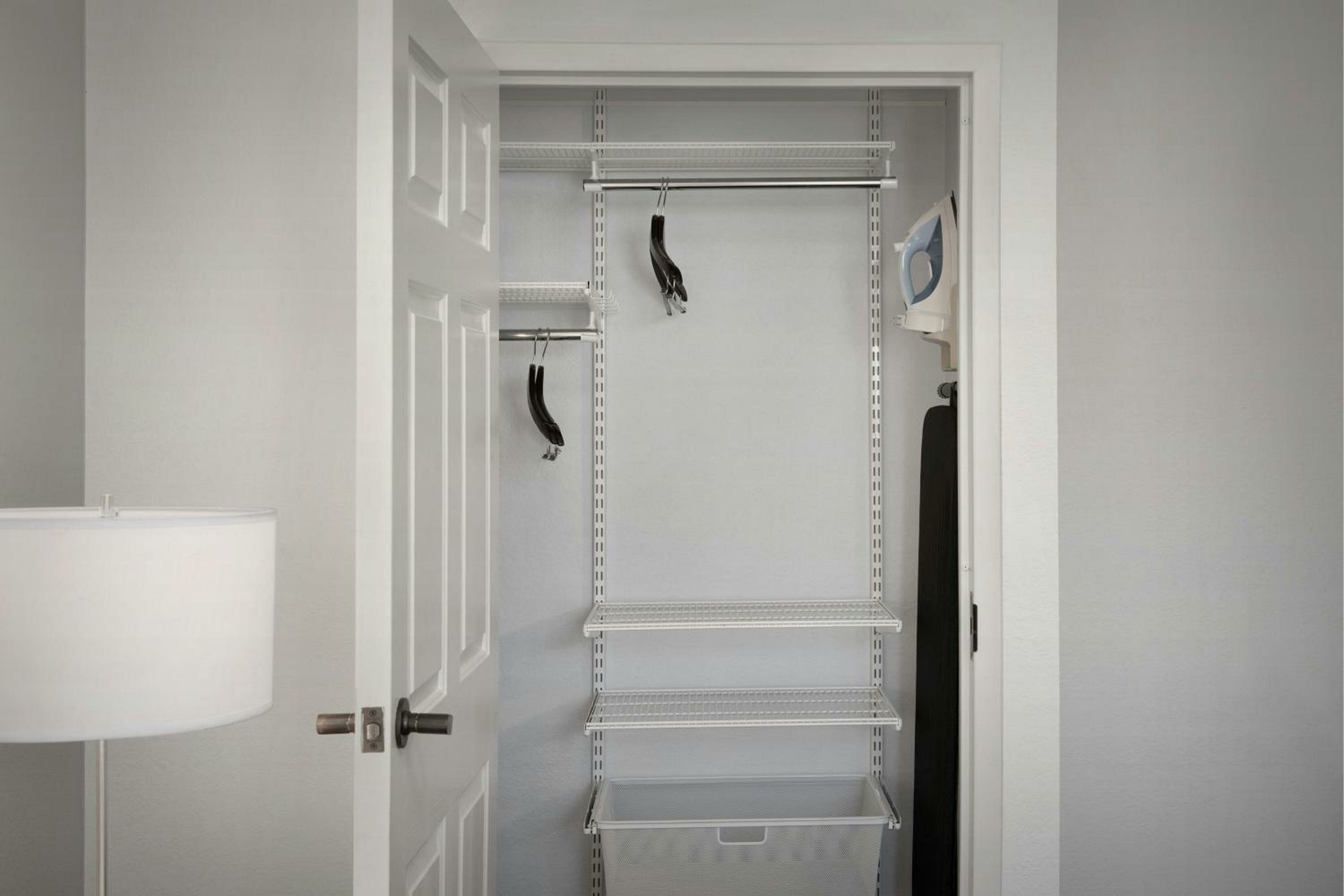 Queen Studio with Sofa Bed - Hearing Accessible