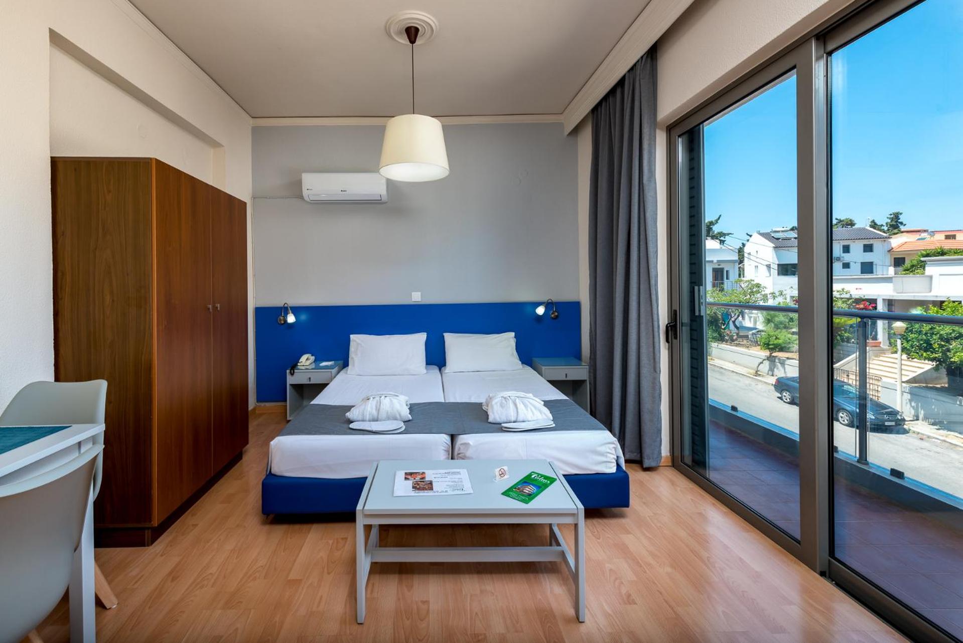 One-Bedroom Apartment (1-3 Adults)