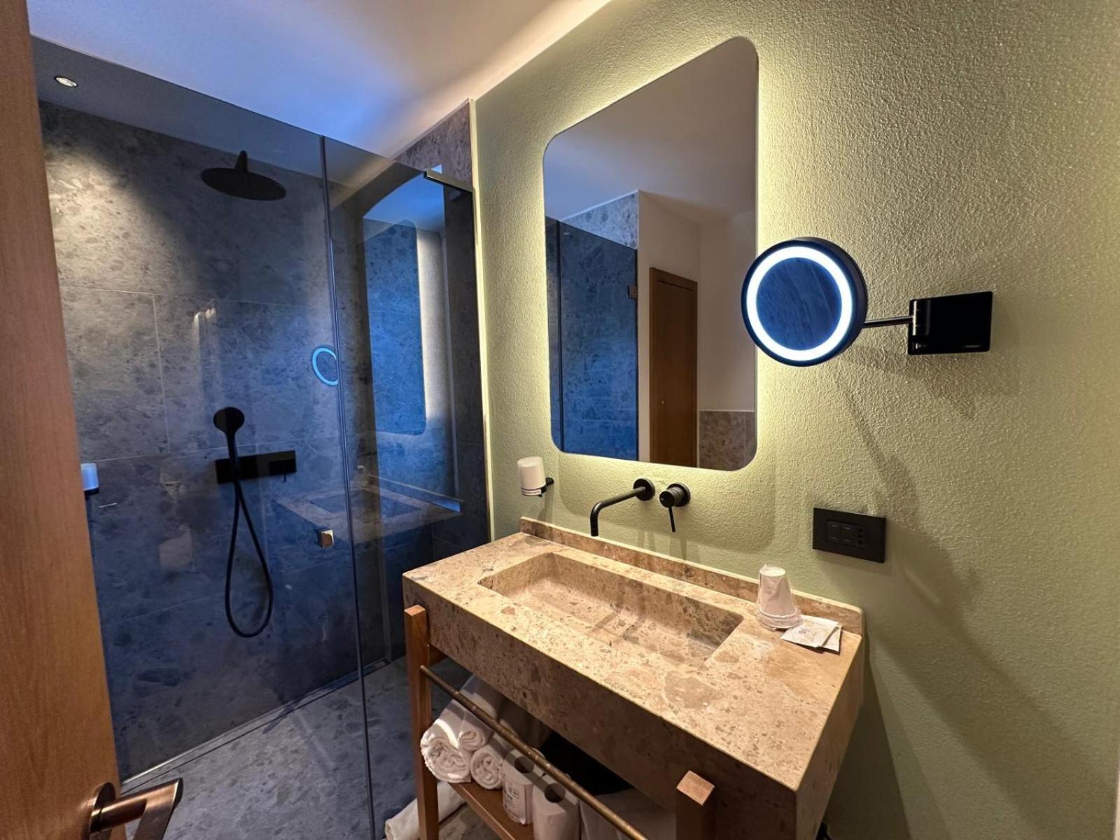 Double Room with Mountain View