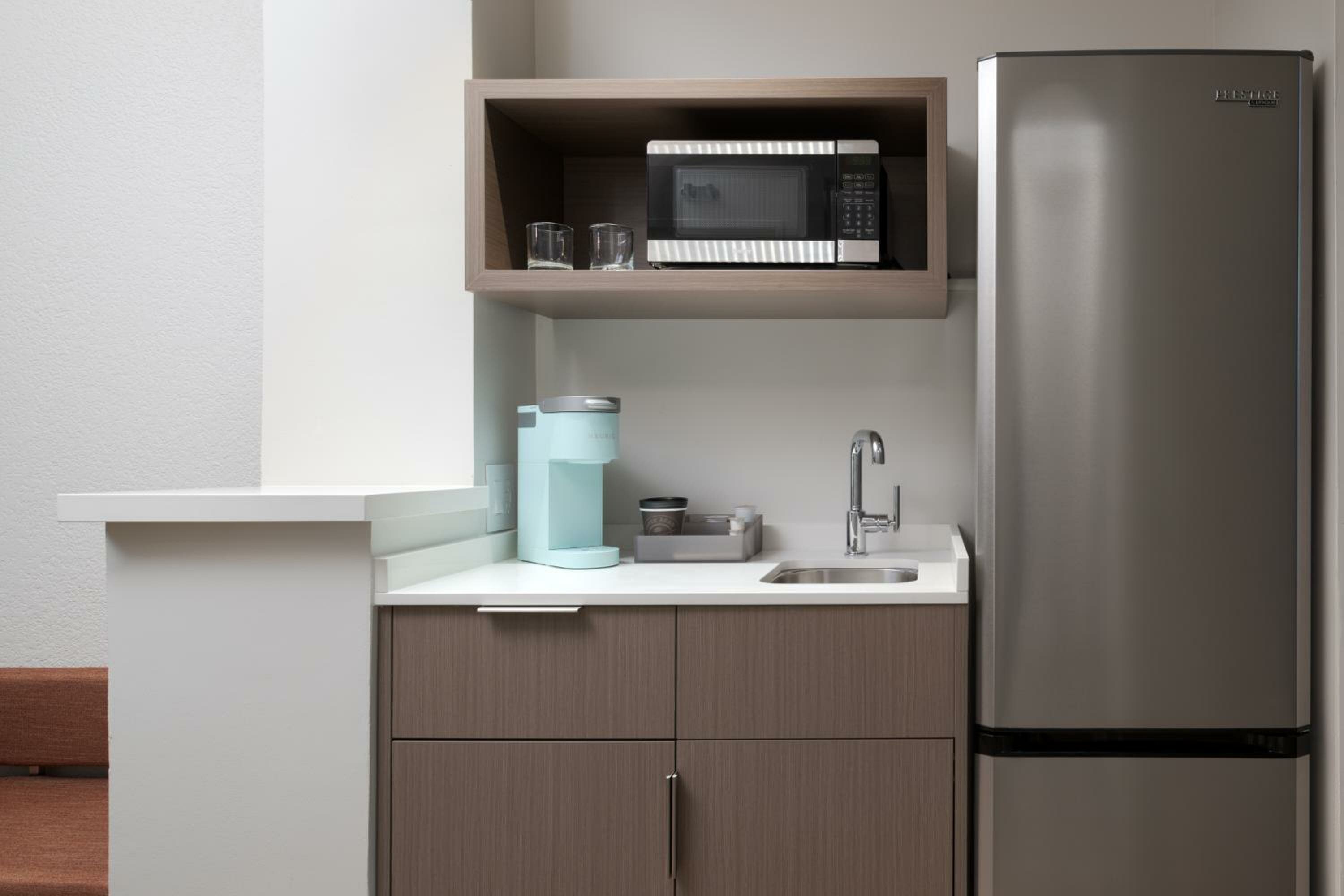 One-Bedroom King Suite with Bath Tub and Sofa Bed