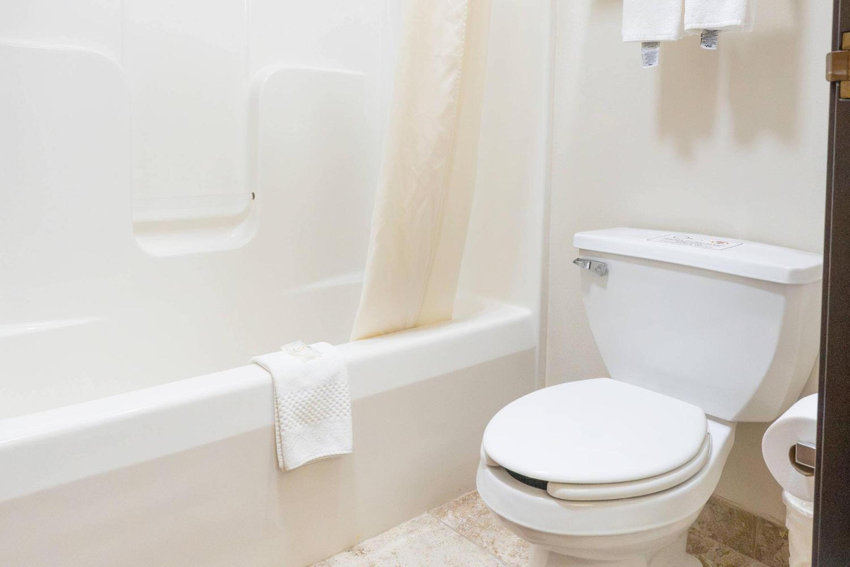 King Room - Non-Smoking