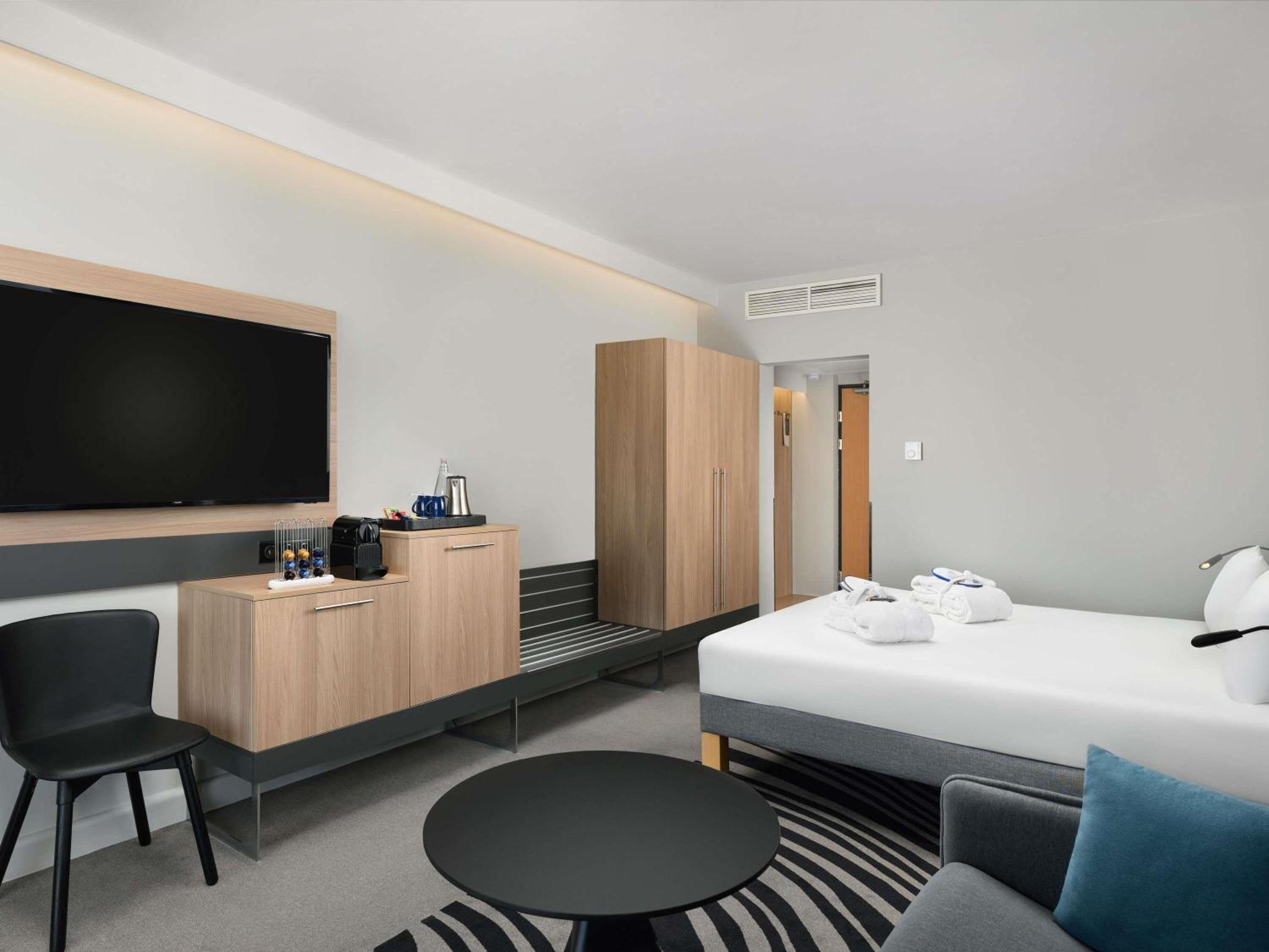 Executive Double Room with Sofa Bed