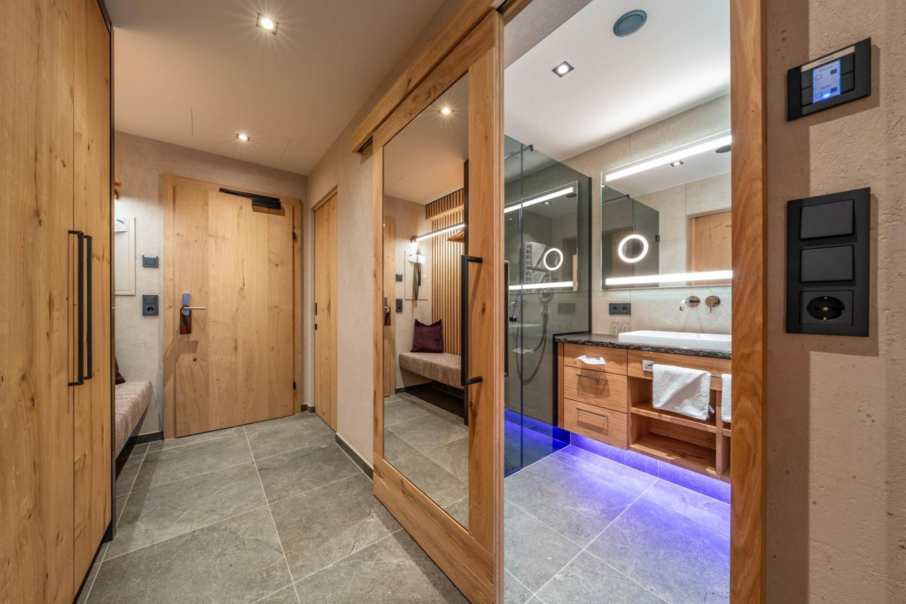 Deluxe Double Room with Extra Bed