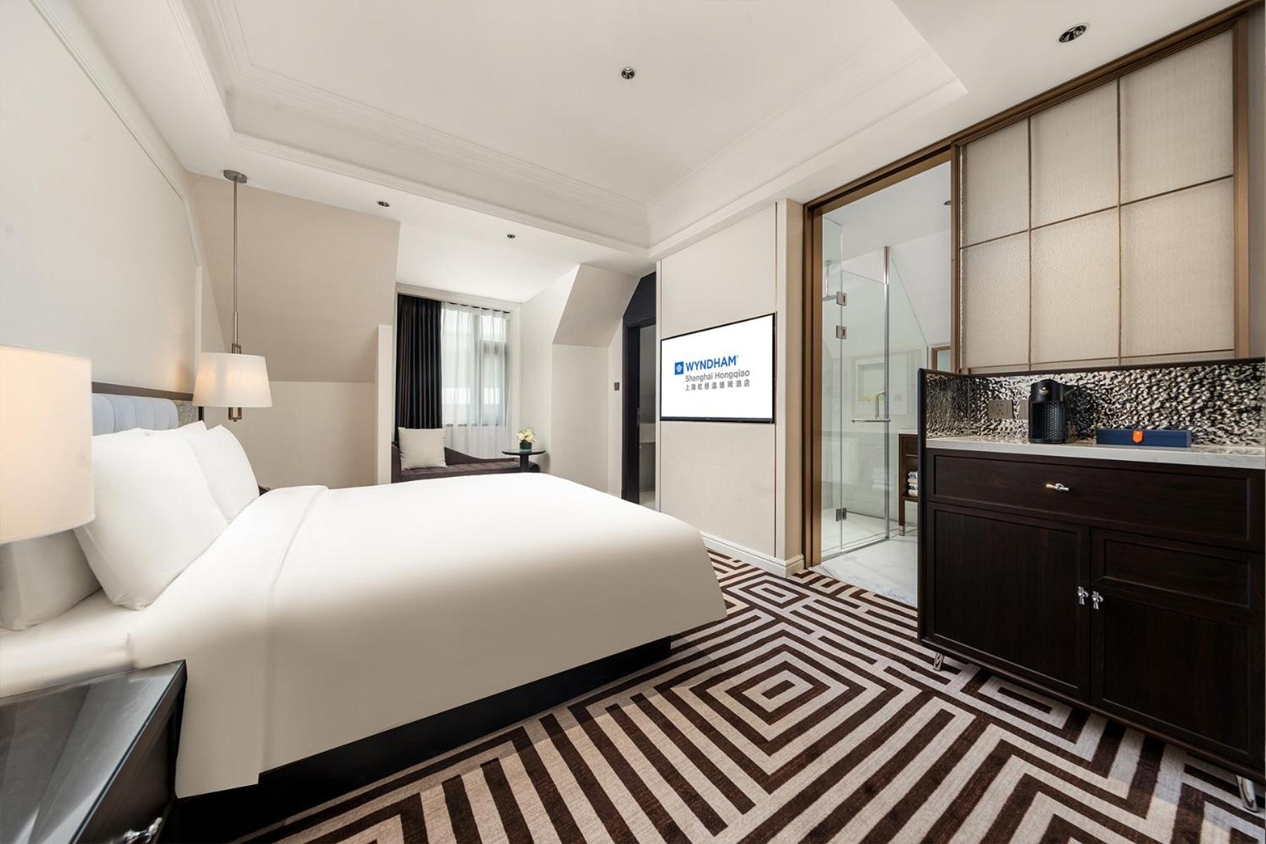 Luxury King Room - Non Smoking
