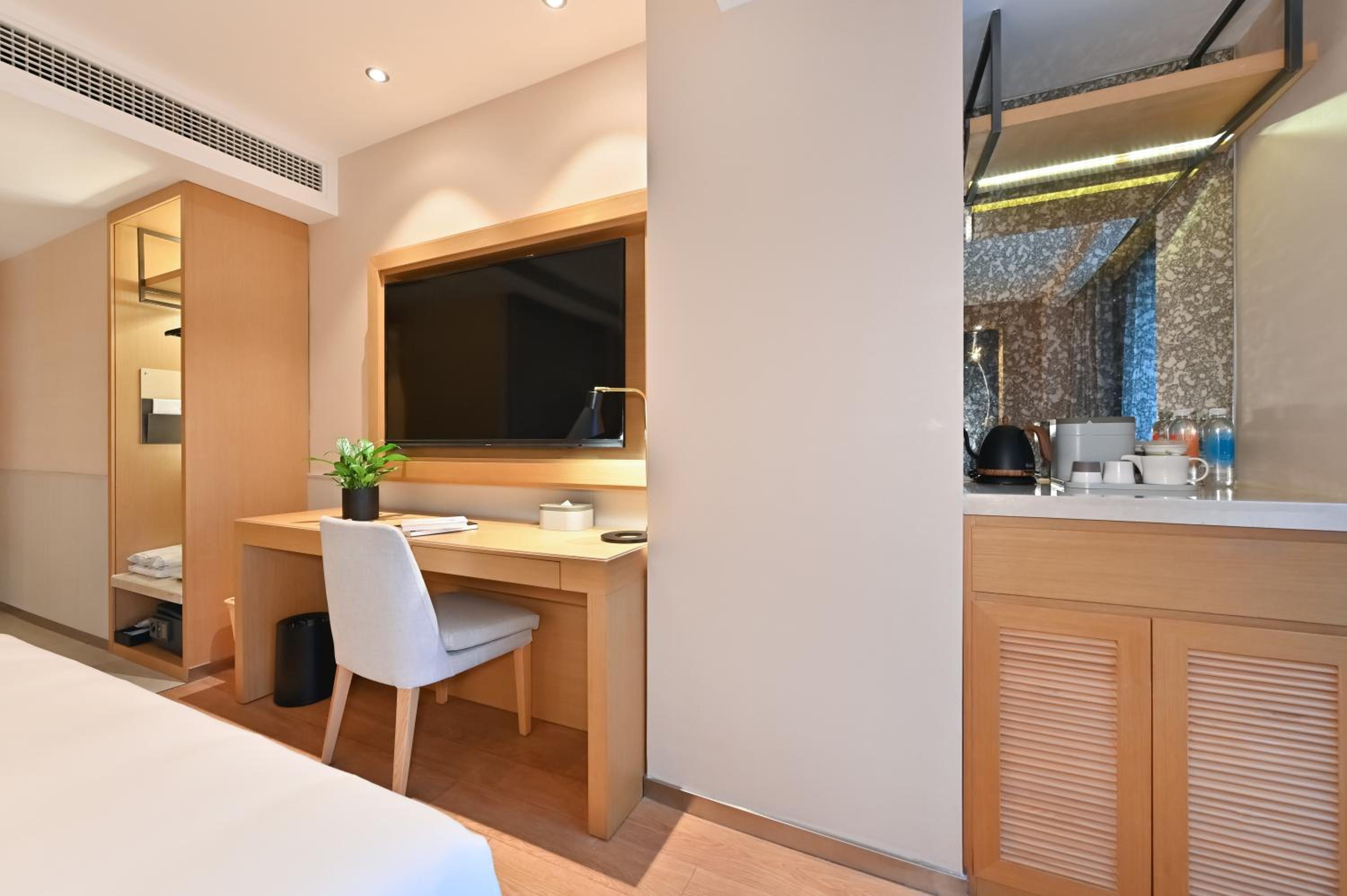 Jimu Double Room