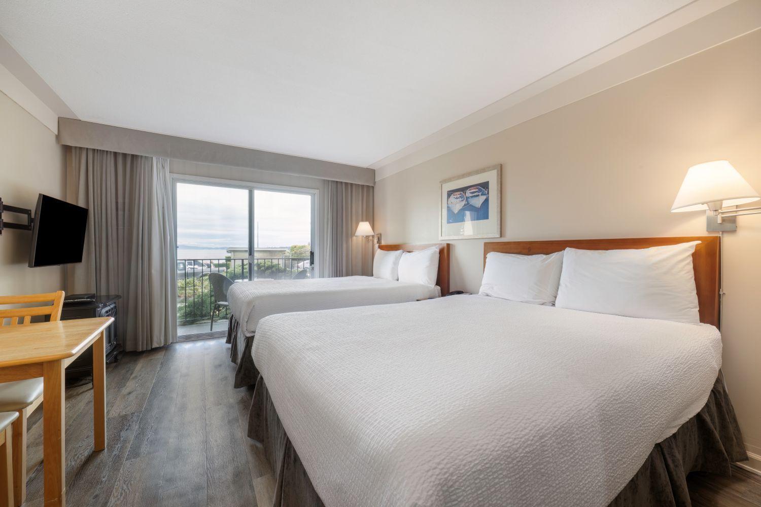 Queen Room with Sea View