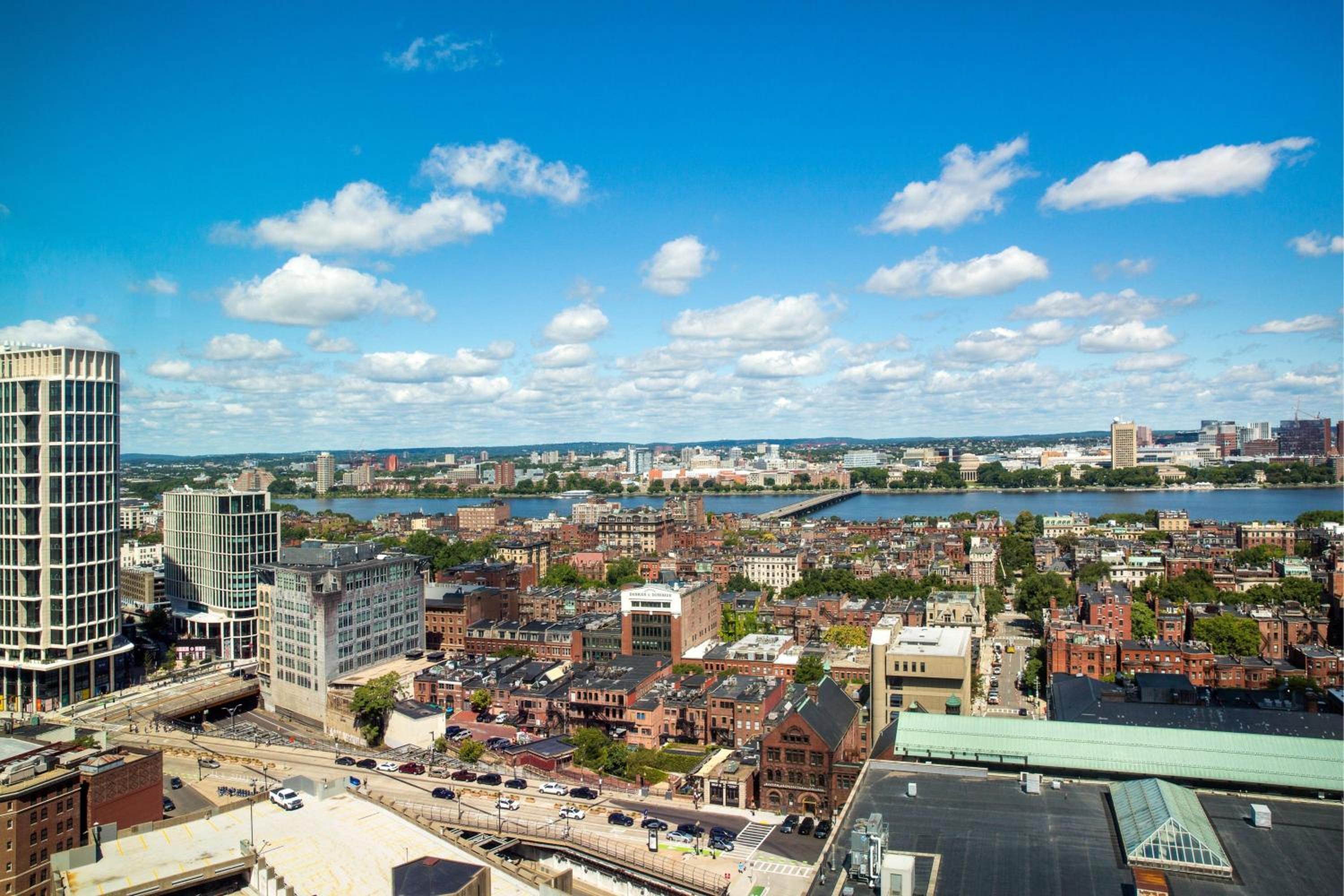 Premium King Room with Charles River View - Hearing Accessible