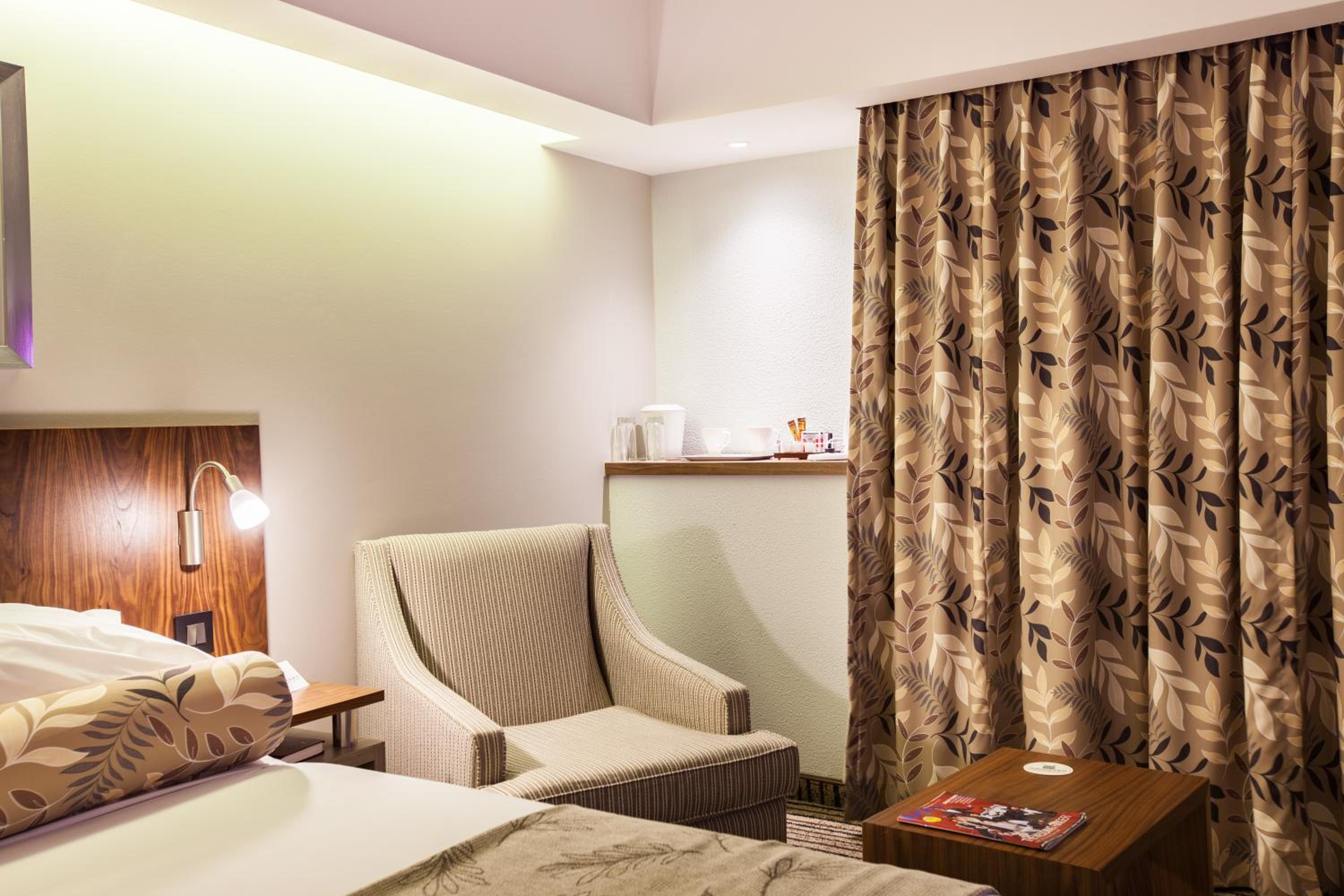 Double Room - Non-Smoking 