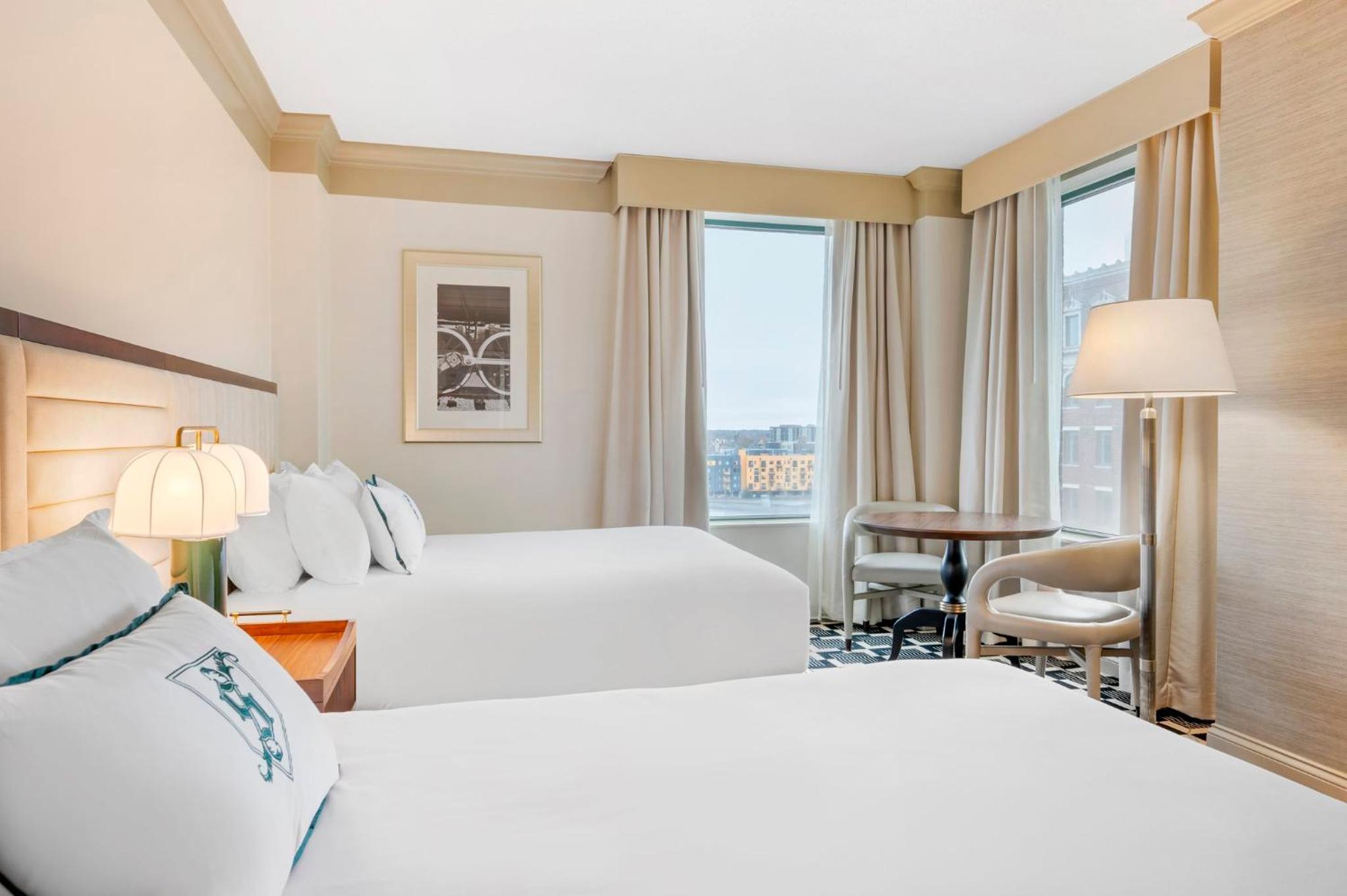 Classic Deluxe Room 2 Queen Beds